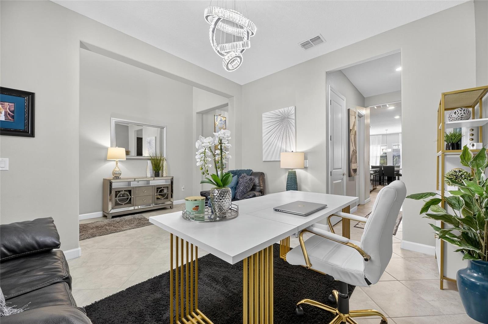 Image 13 of 100 For 9847 Sage Creek Drive