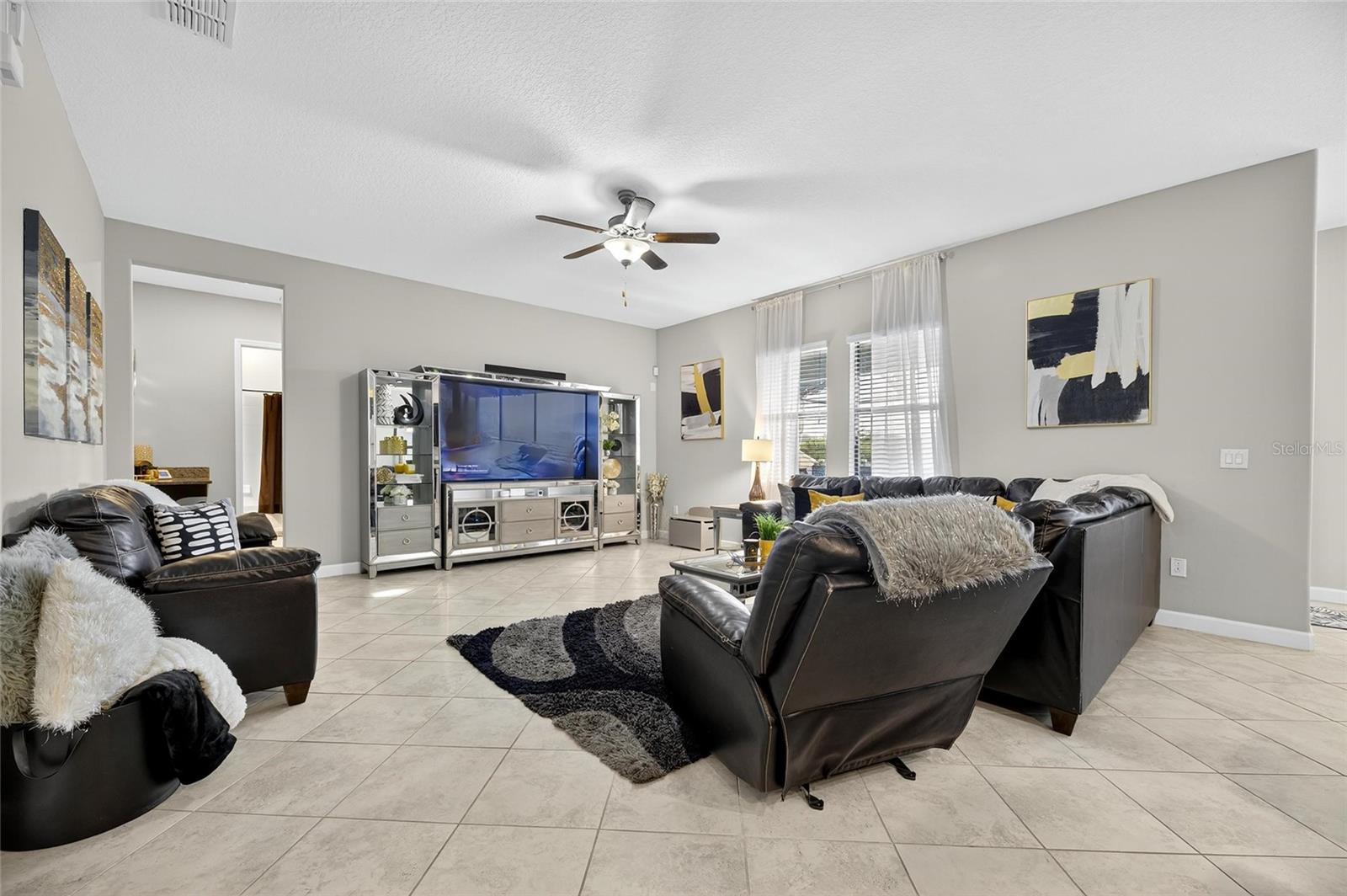 Image 15 of 100 For 9847 Sage Creek Drive