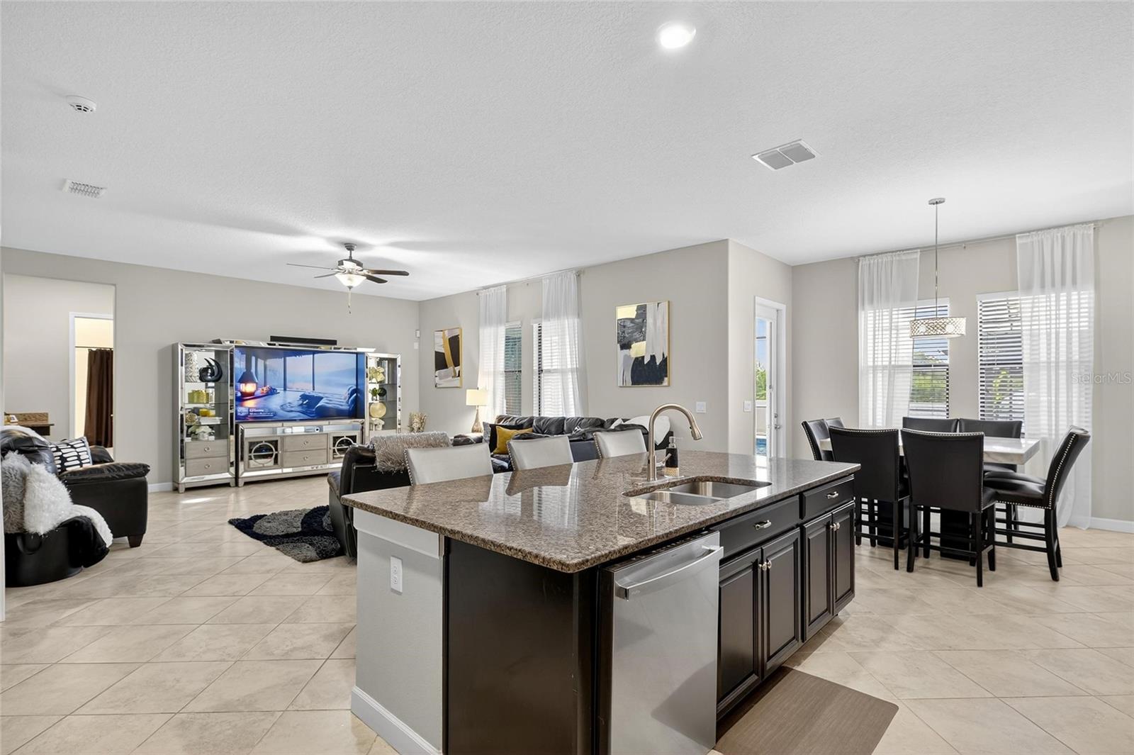 Image 24 of 100 For 9847 Sage Creek Drive