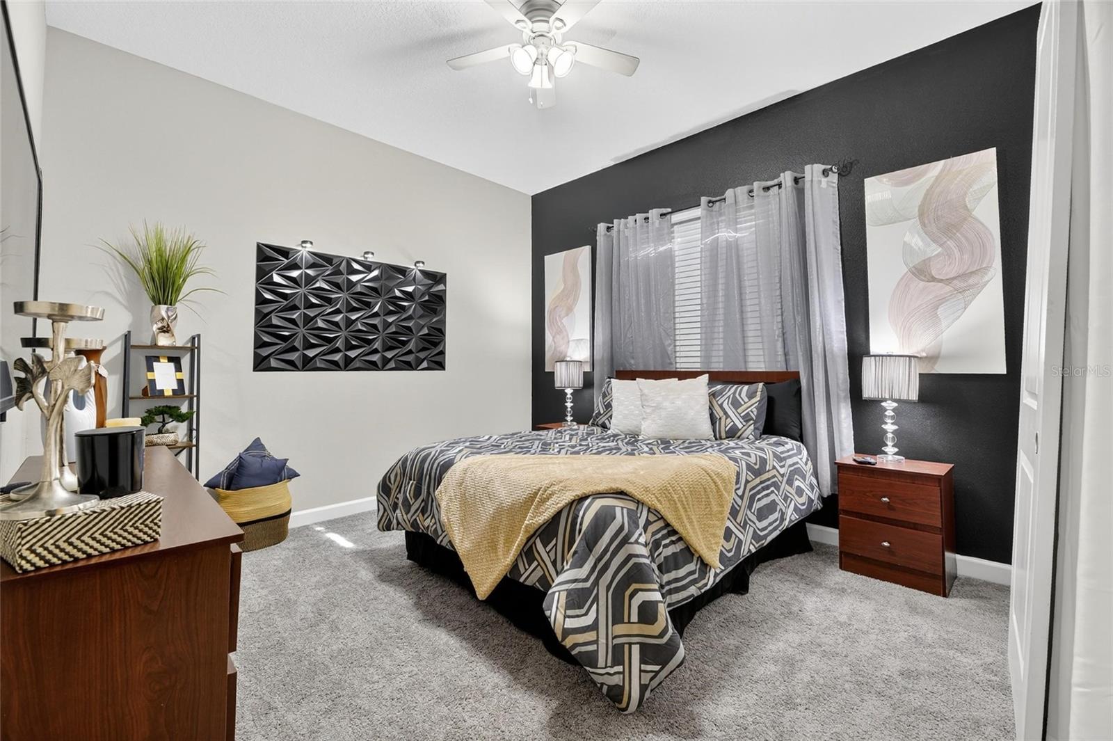 Image 32 of 100 For 9847 Sage Creek Drive