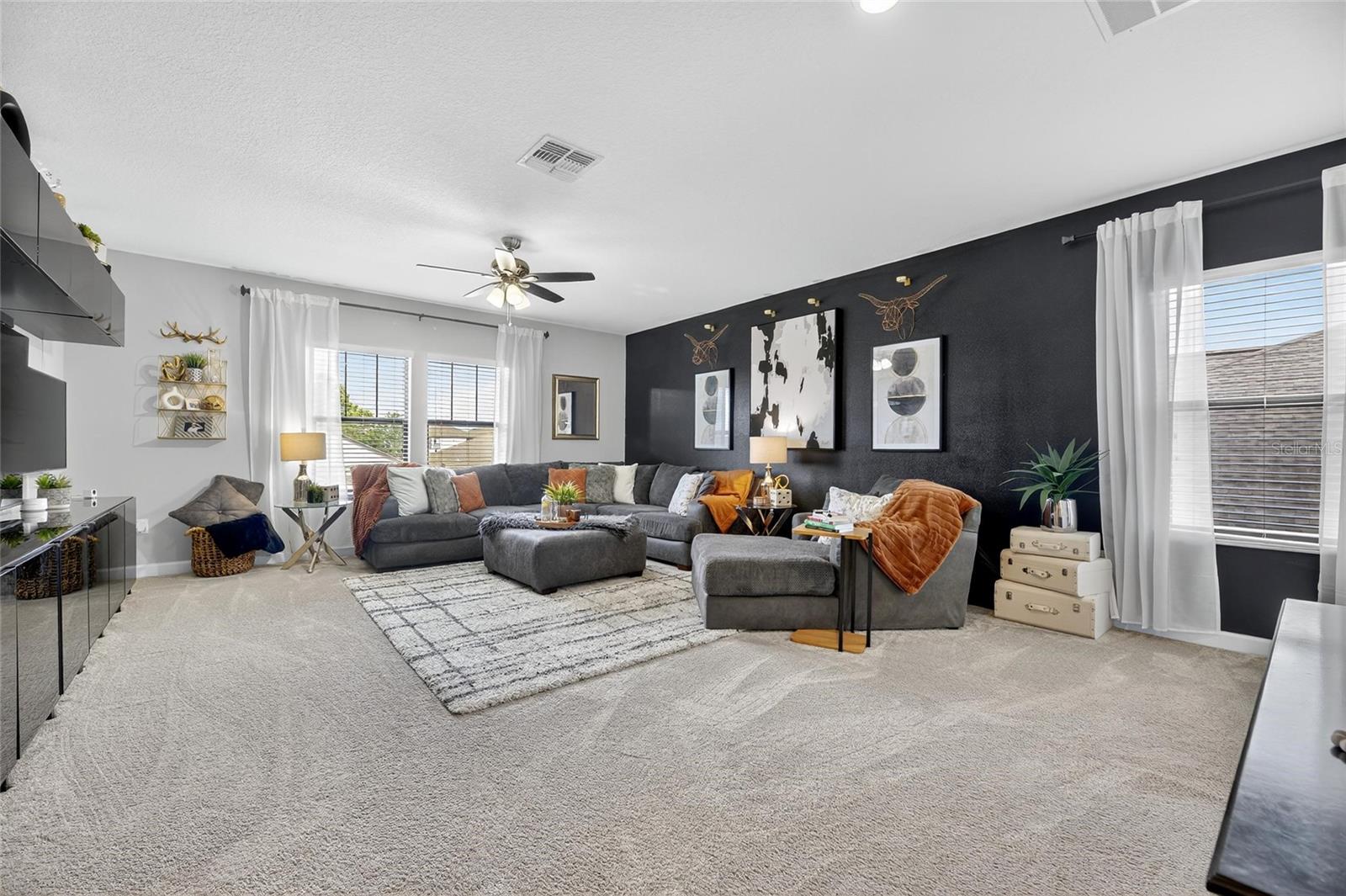 Image 39 of 100 For 9847 Sage Creek Drive