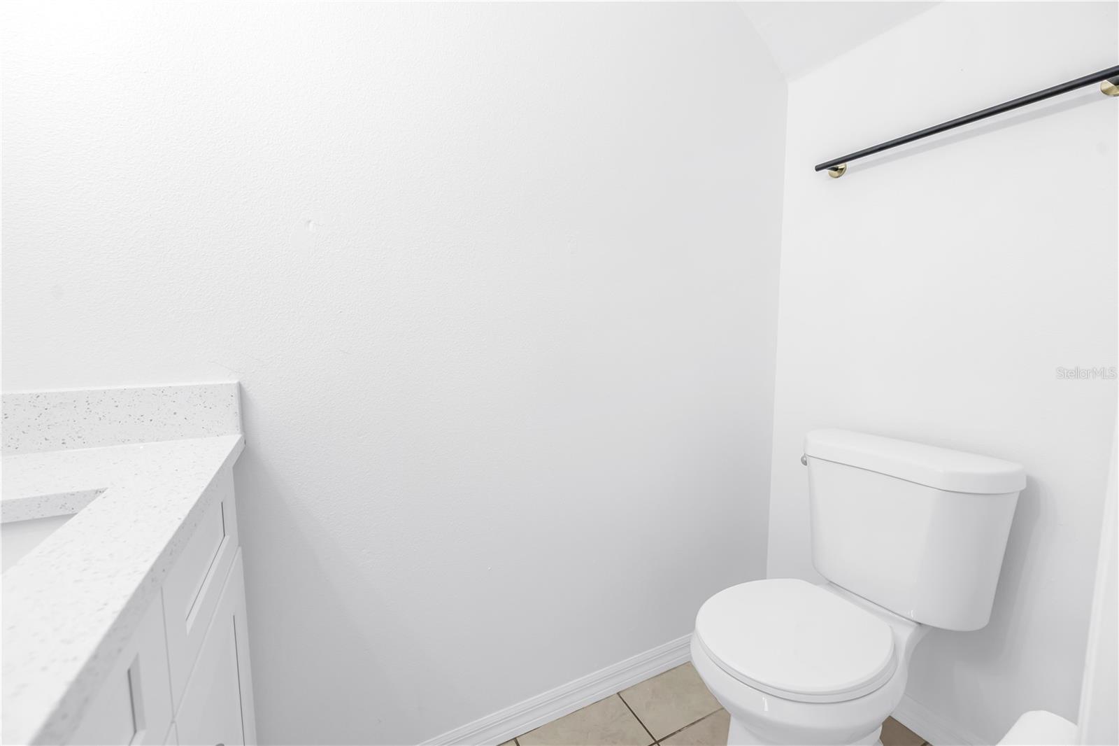 Image 20 of 66 For 8517 Edgewater Place Boulevard