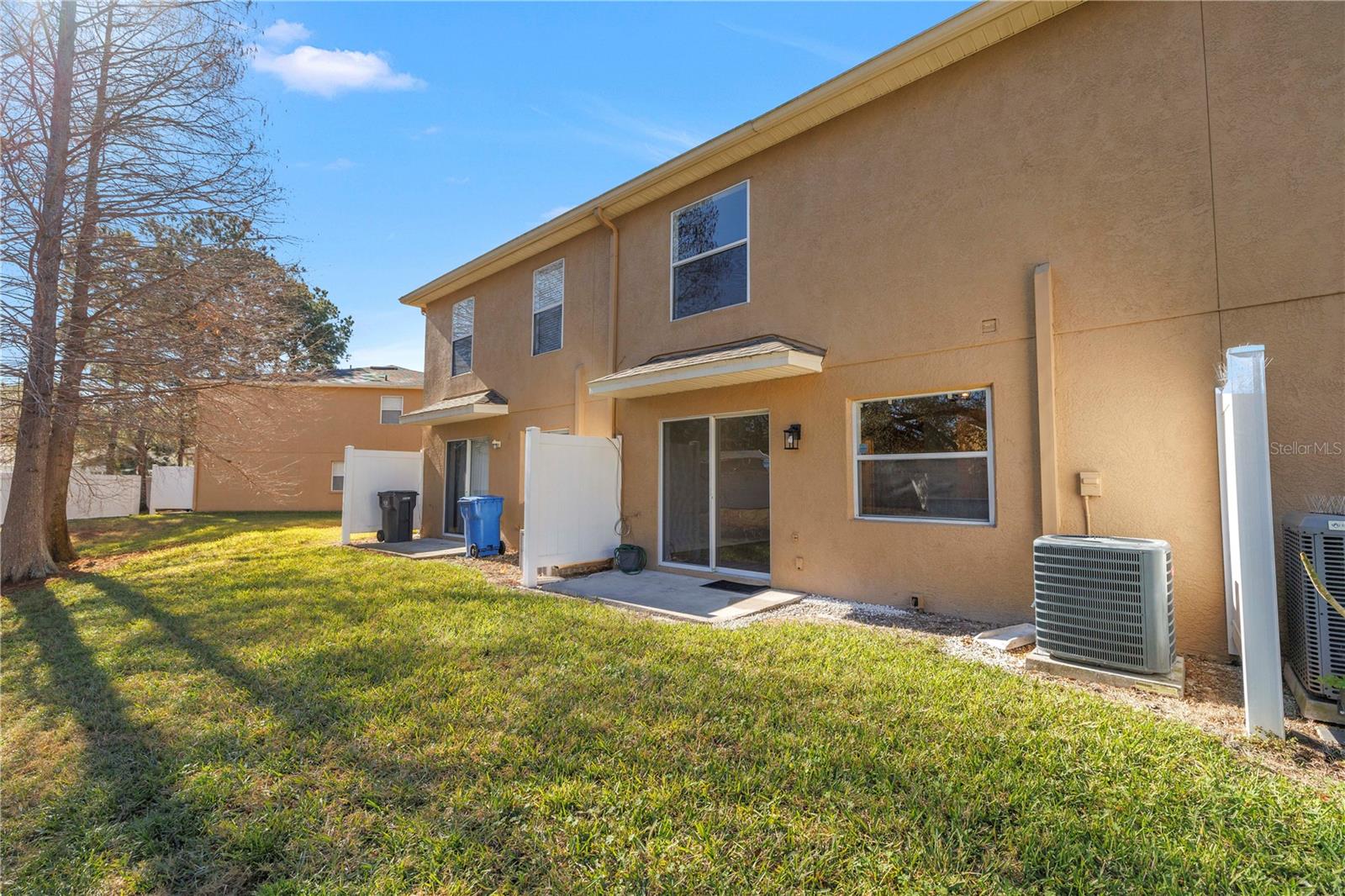 Image 36 of 66 For 8517 Edgewater Place Boulevard