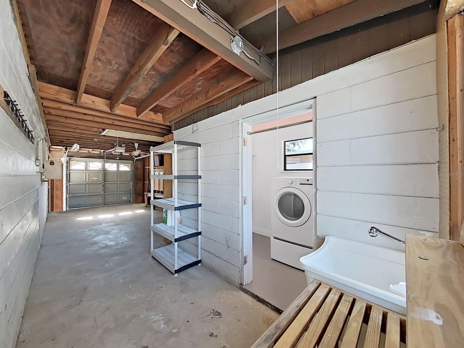 Image 39 of 48 For 10711 Dowry Avenue