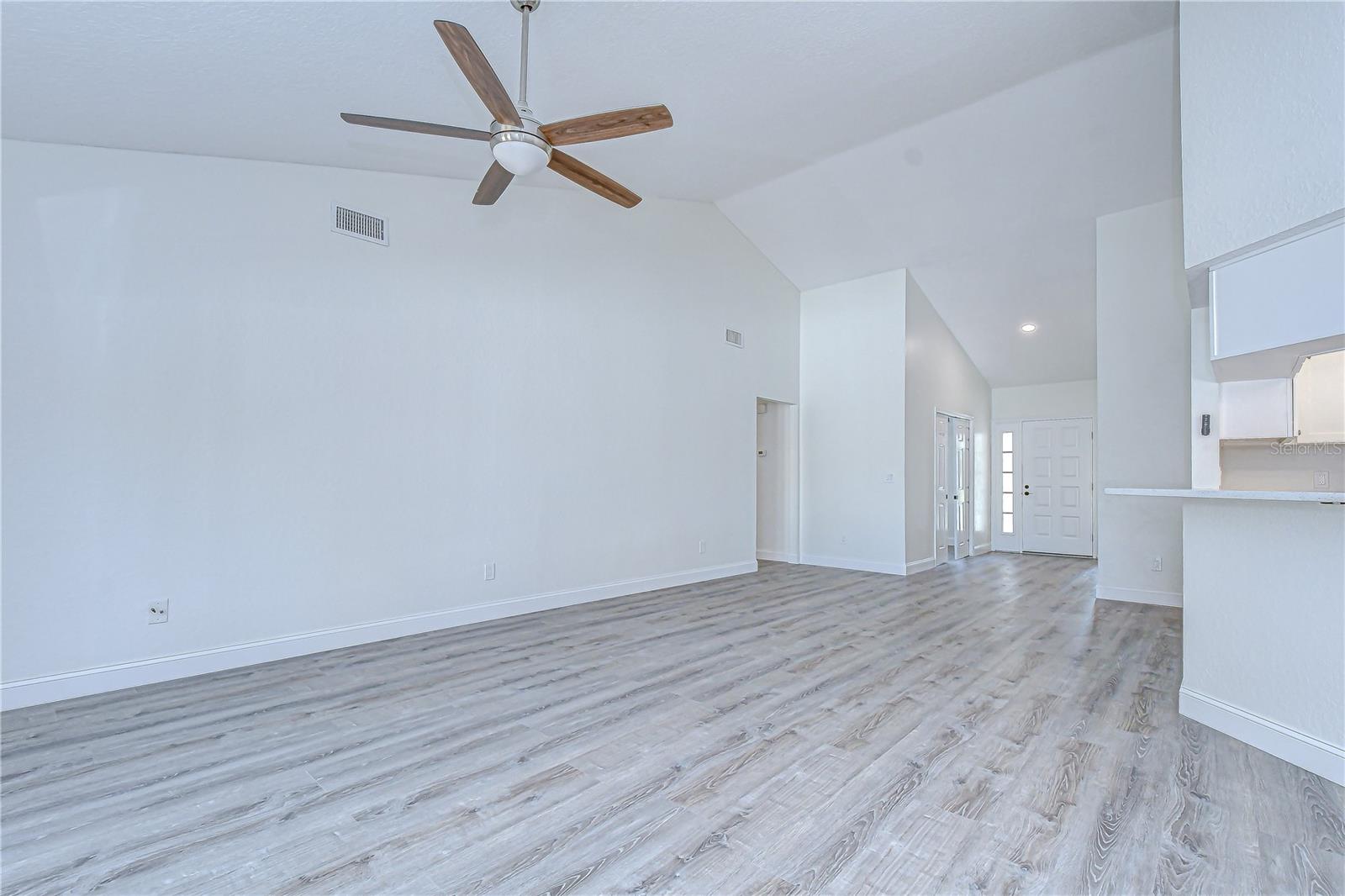 Image 6 of 61 For 9731 62nd Avenue N