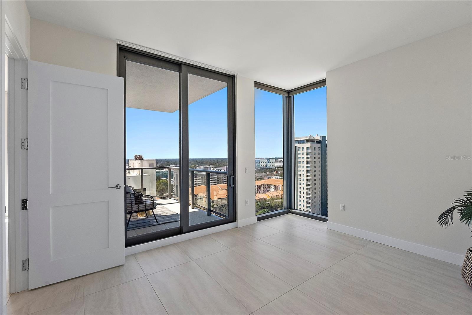 Image 14 of 36 For 301 1st Street S 1607