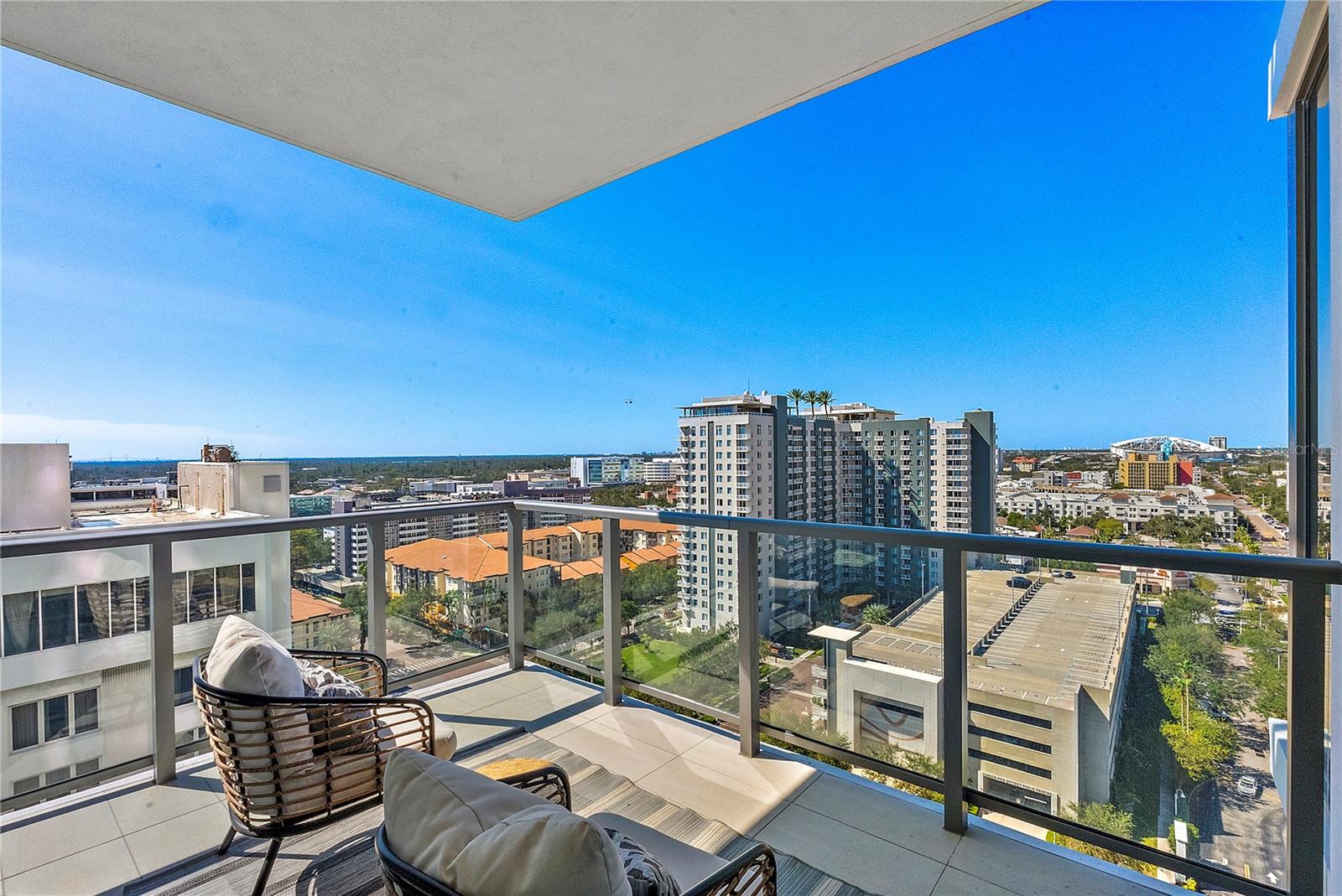 Image 17 of 36 For 301 1st Street S 1607