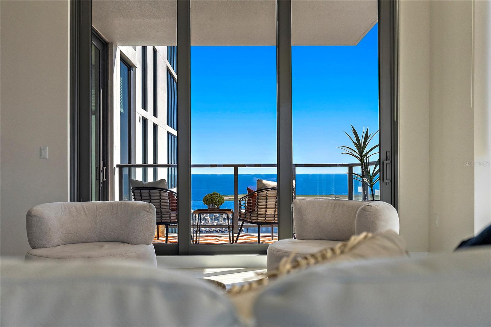 Image 7 of 36 For 301 1st Street S 1607