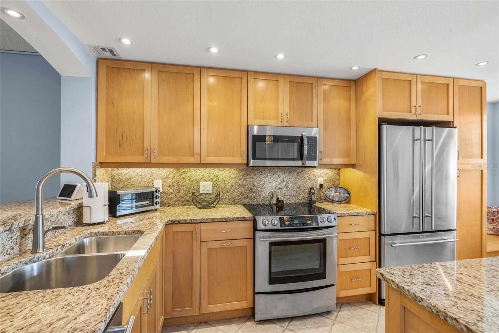 Image 6 of 36 For 9495 Blind Pass Road 204