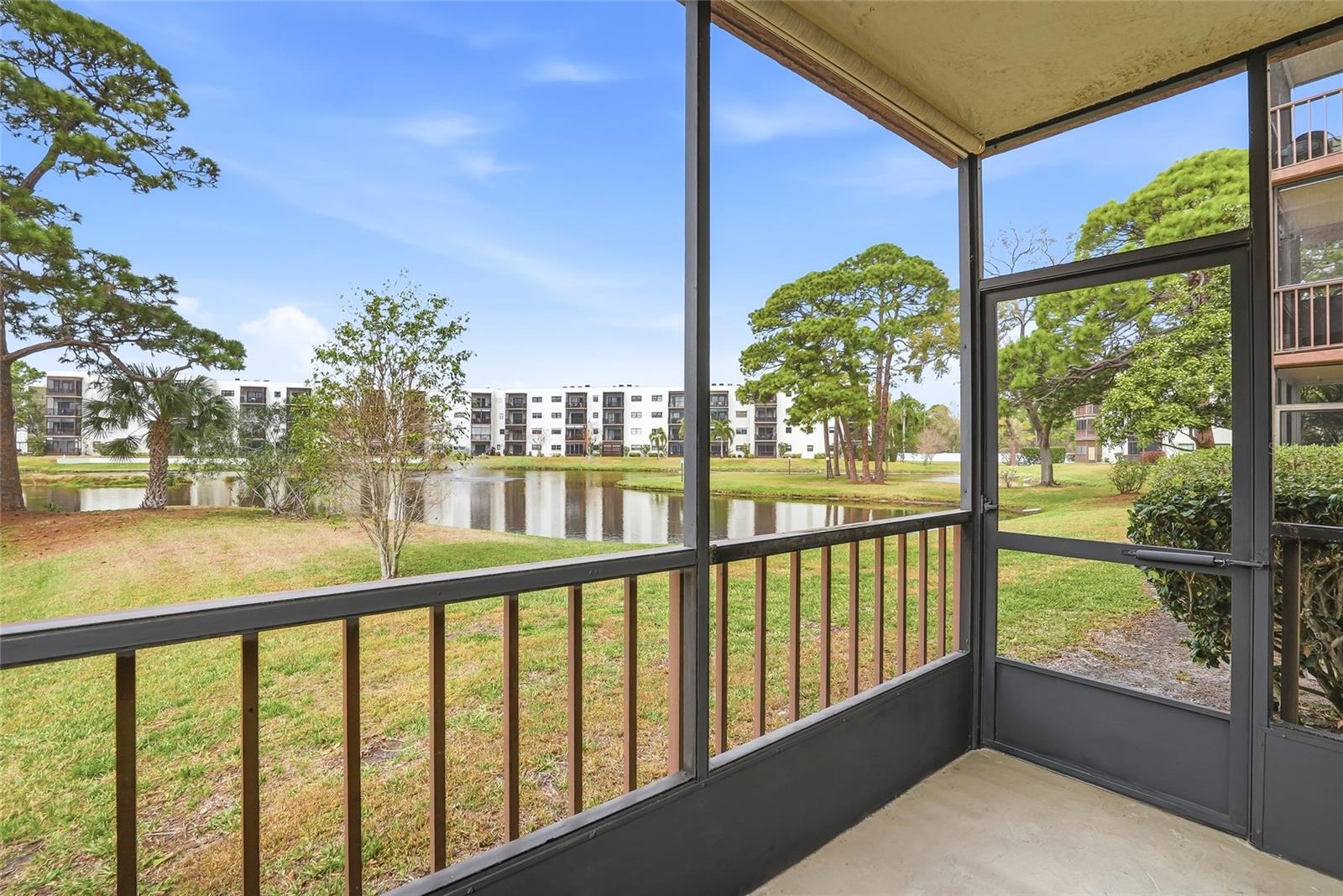 Image 17 of 39 For 6188 80th Street N 101