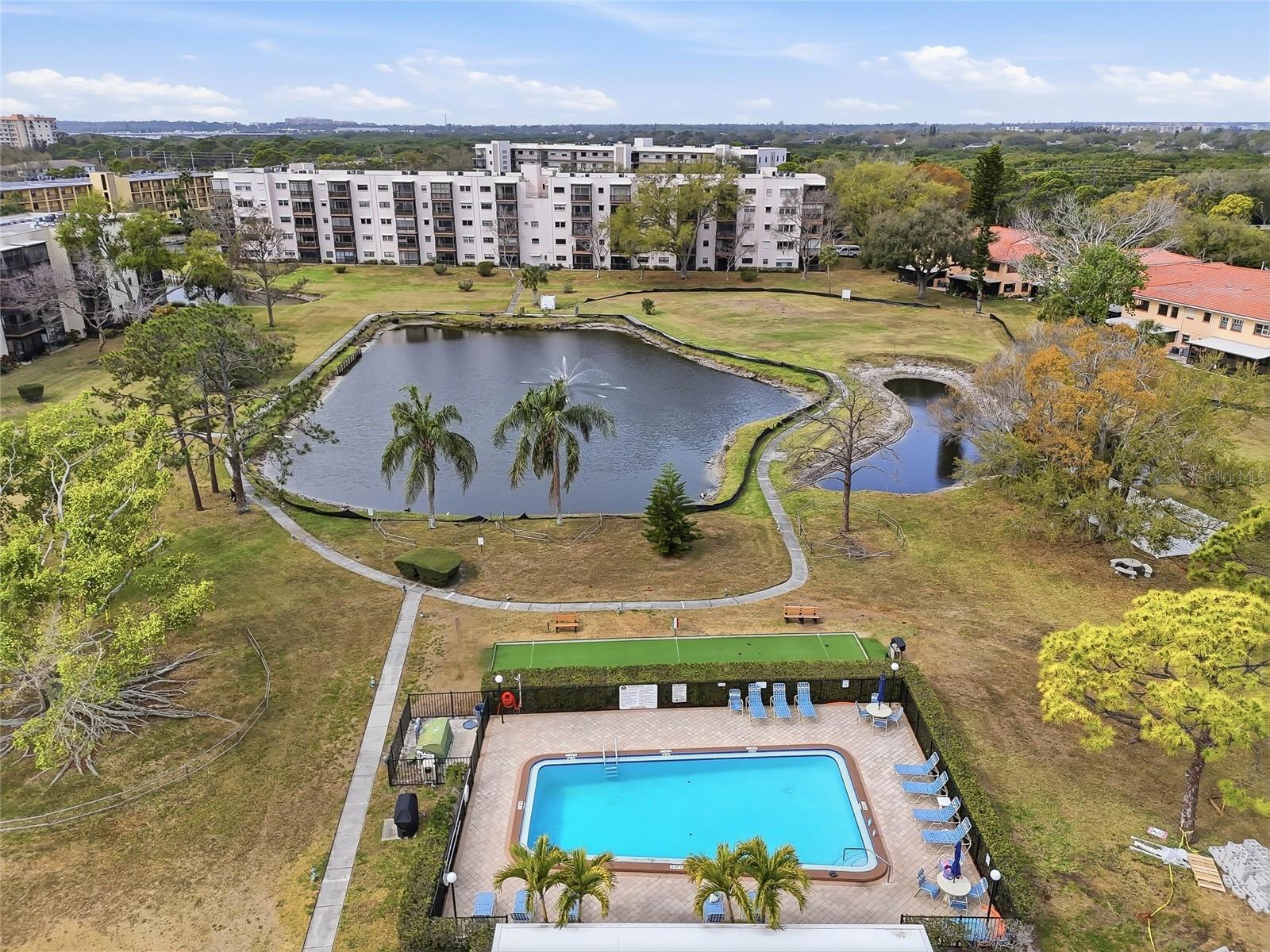 Image 24 of 39 For 6188 80th Street N 101