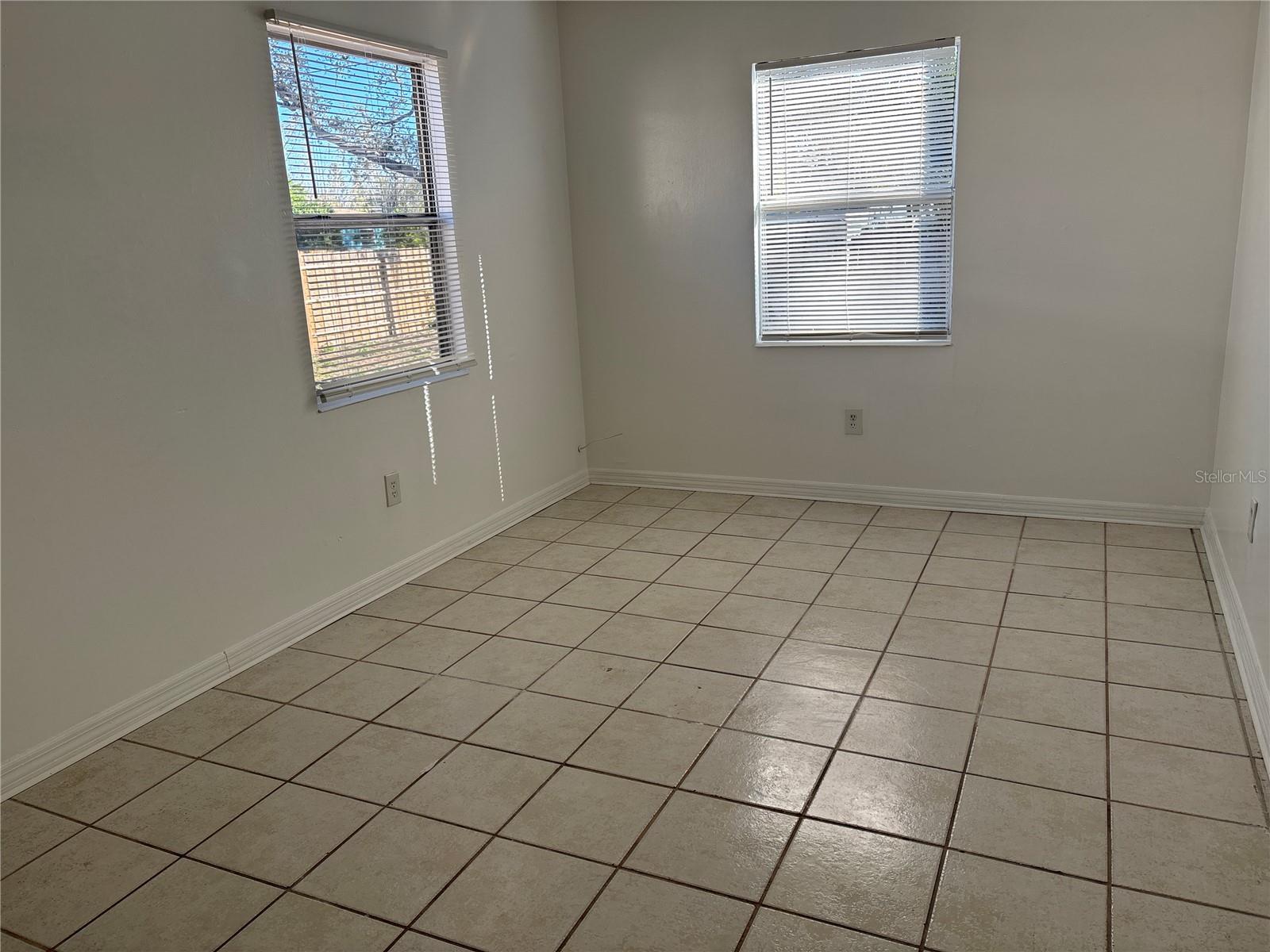 Image 21 of 34 For 1437 Pine Street