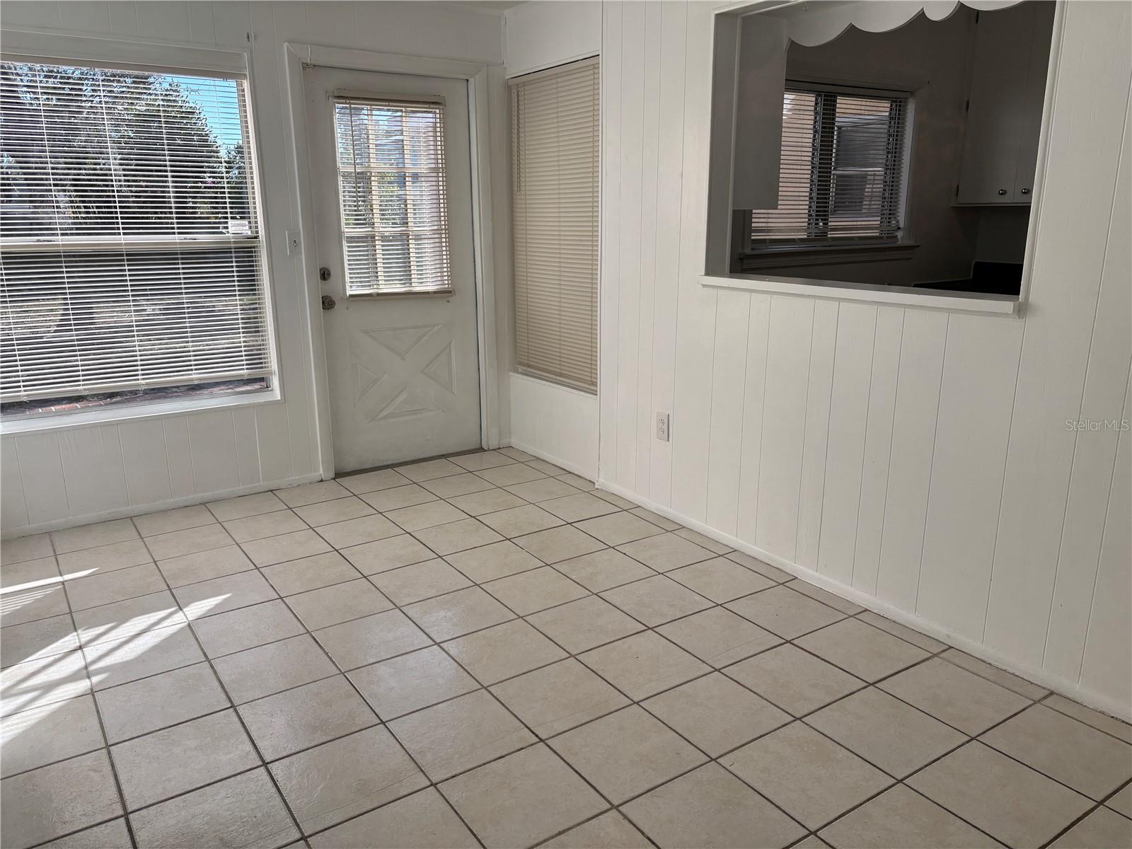 Image 9 of 34 For 1437 Pine Street