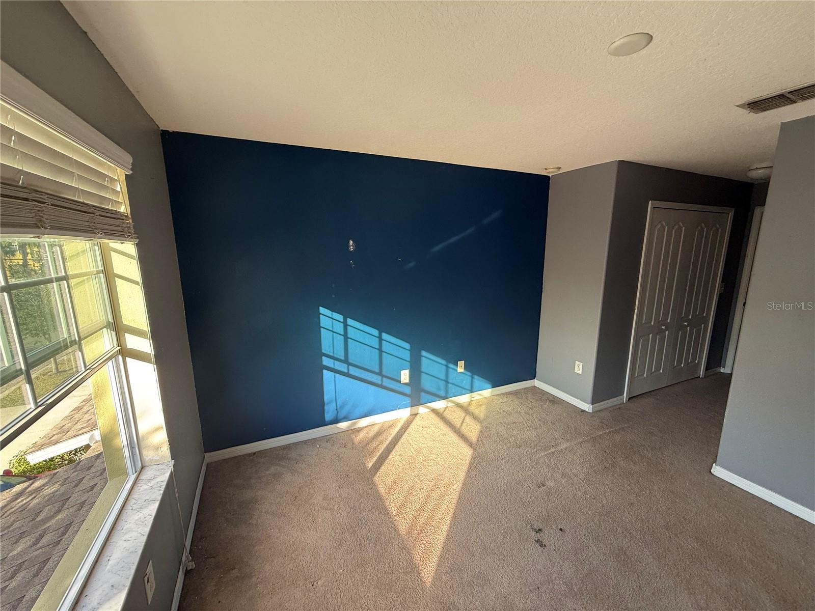 Image 6 of 15 For 1511 Harbour Blue Street