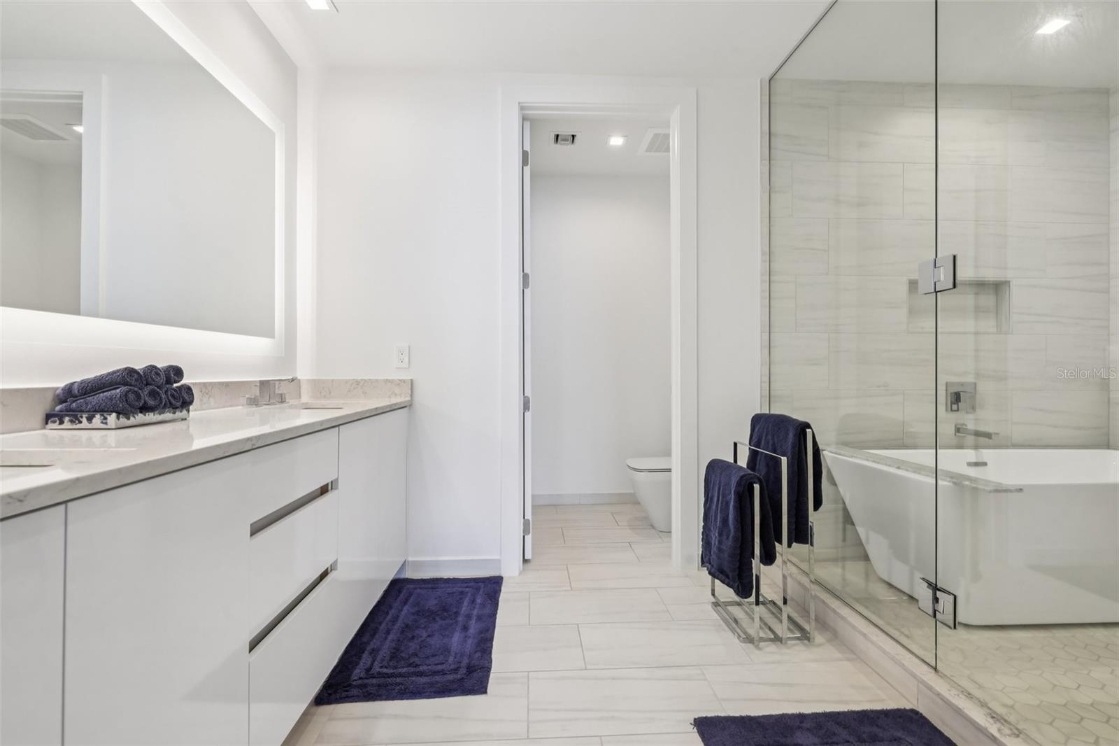 Image 25 of 51 For 5120 Marina Way 14002