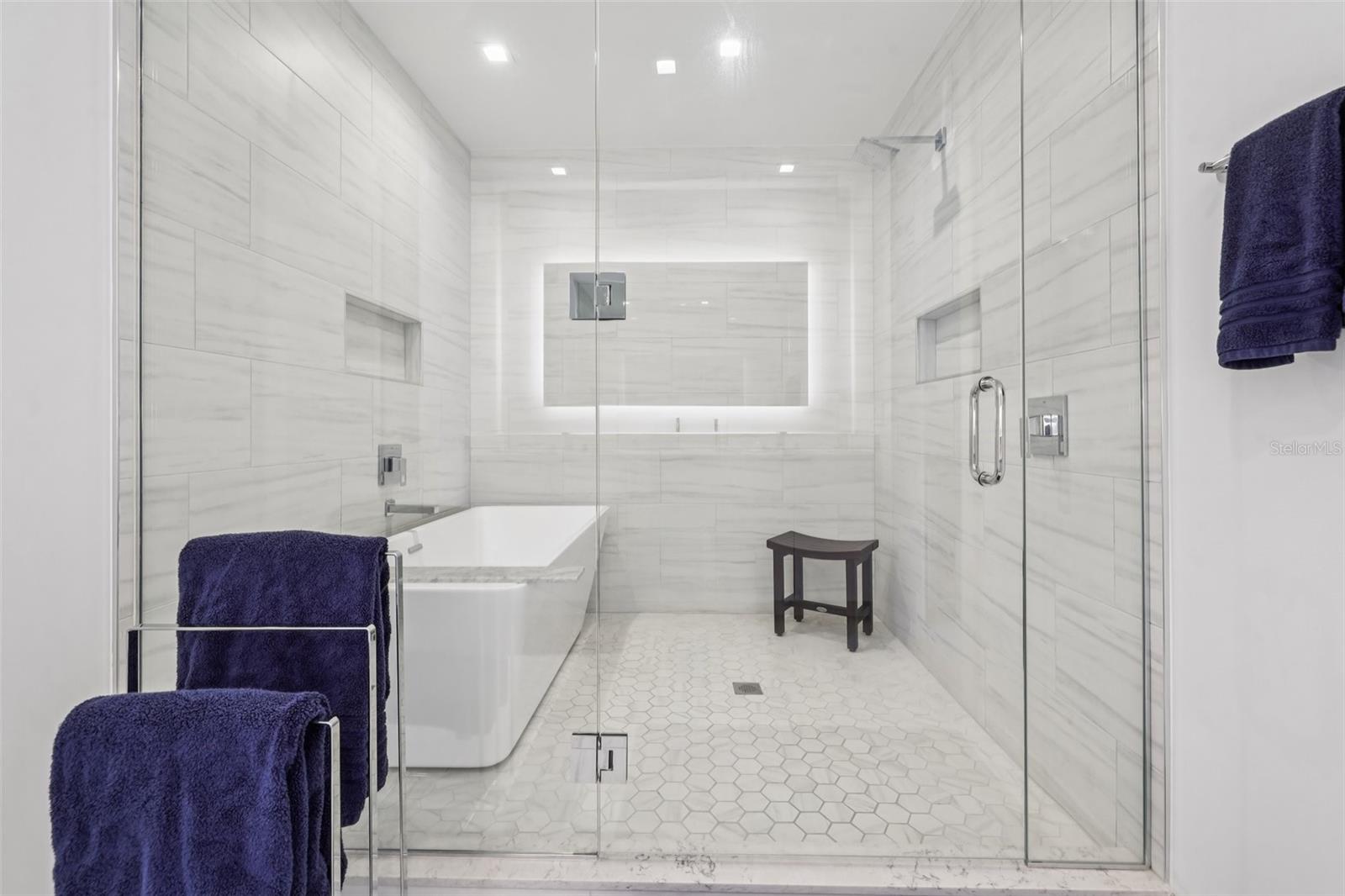 Image 26 of 51 For 5120 Marina Way 14002