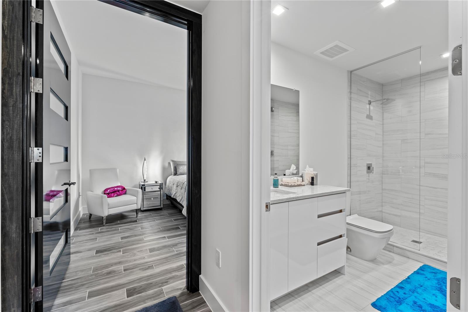 Image 38 of 51 For 5120 Marina Way 14002