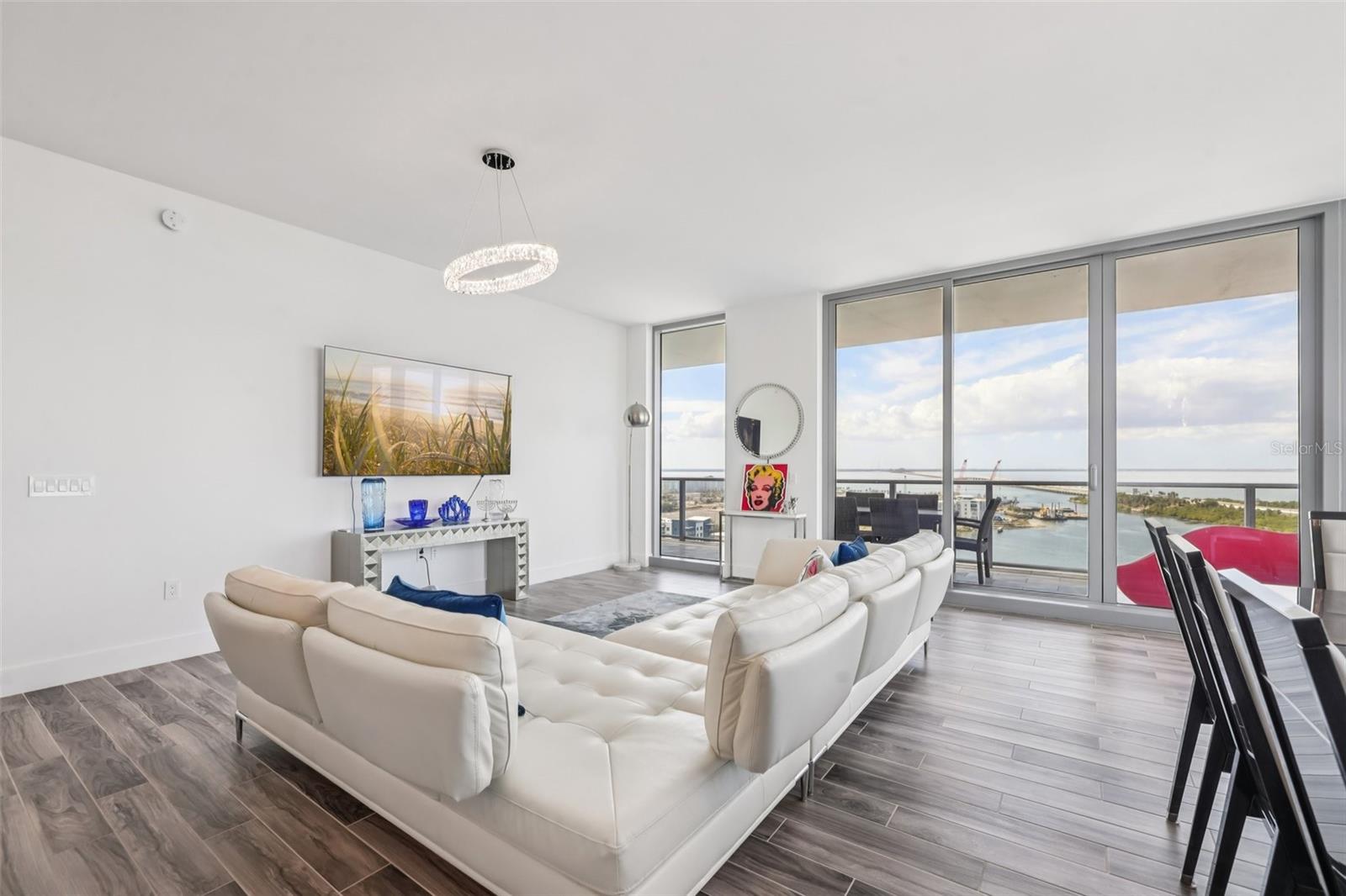 Image 5 of 51 For 5120 Marina Way 14002