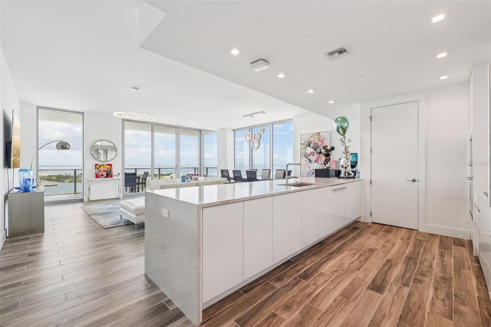 Image 9 of 51 For 5120 Marina Way 14002