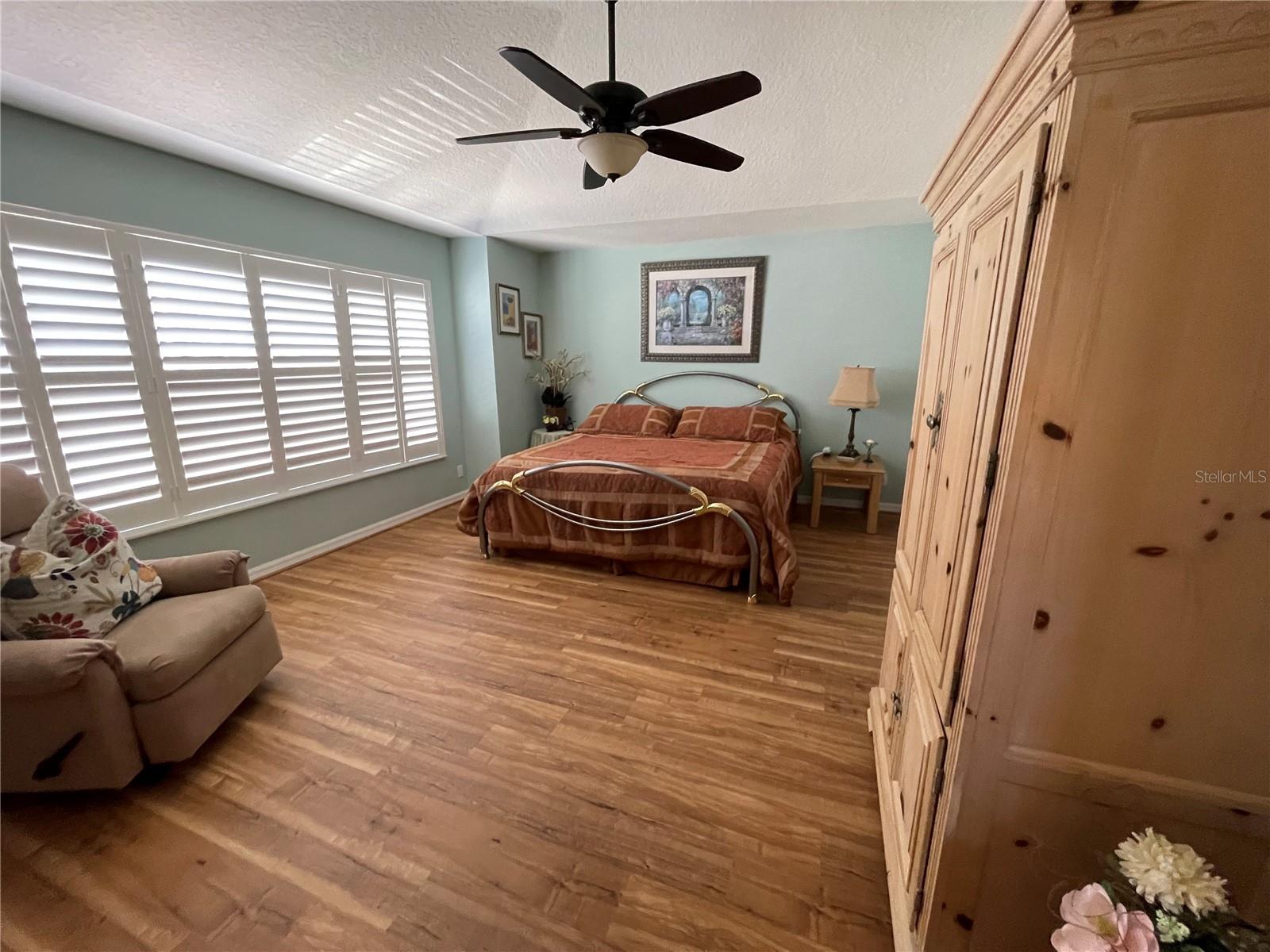 Image 22 of 27 For 3376 Covered Bridge Drive E