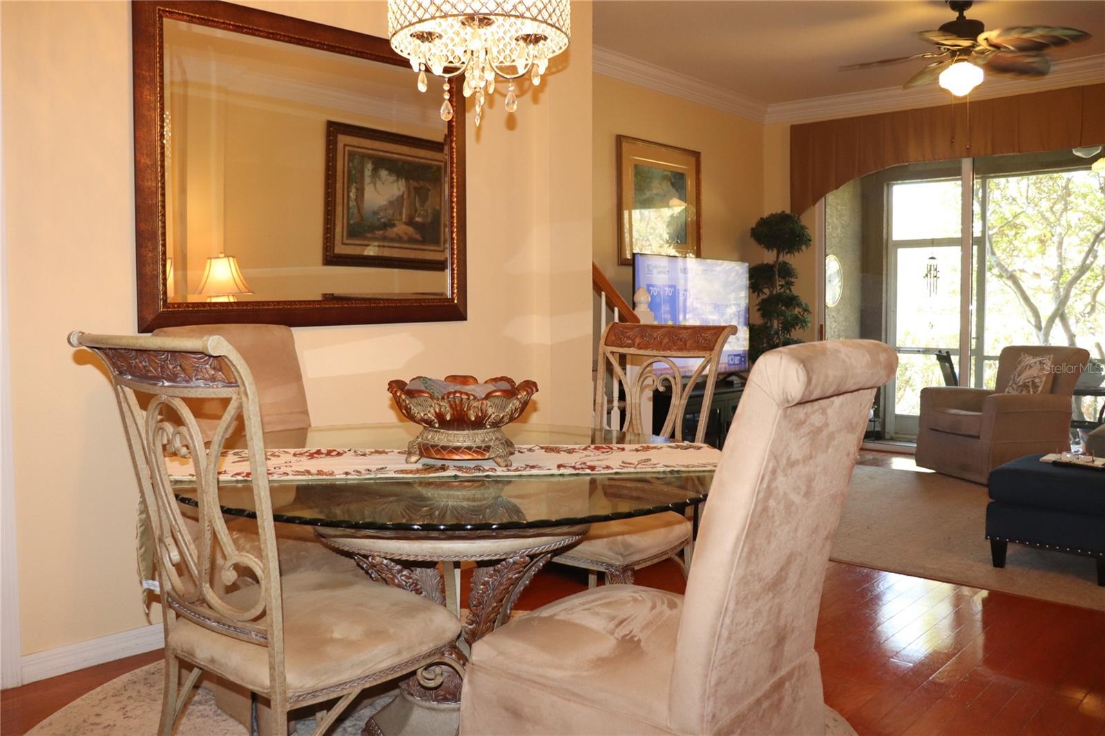 Image 7 of 27 For 3376 Covered Bridge Drive E