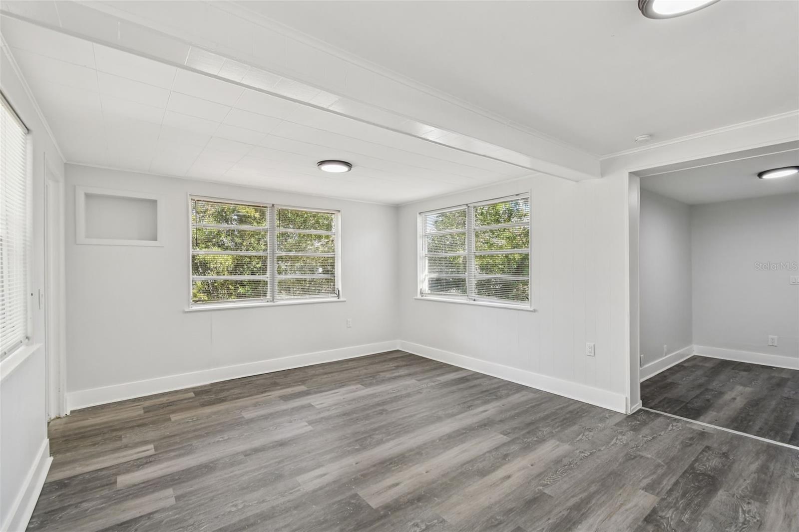 Image 18 of 52 For 1535 Hialeah Street