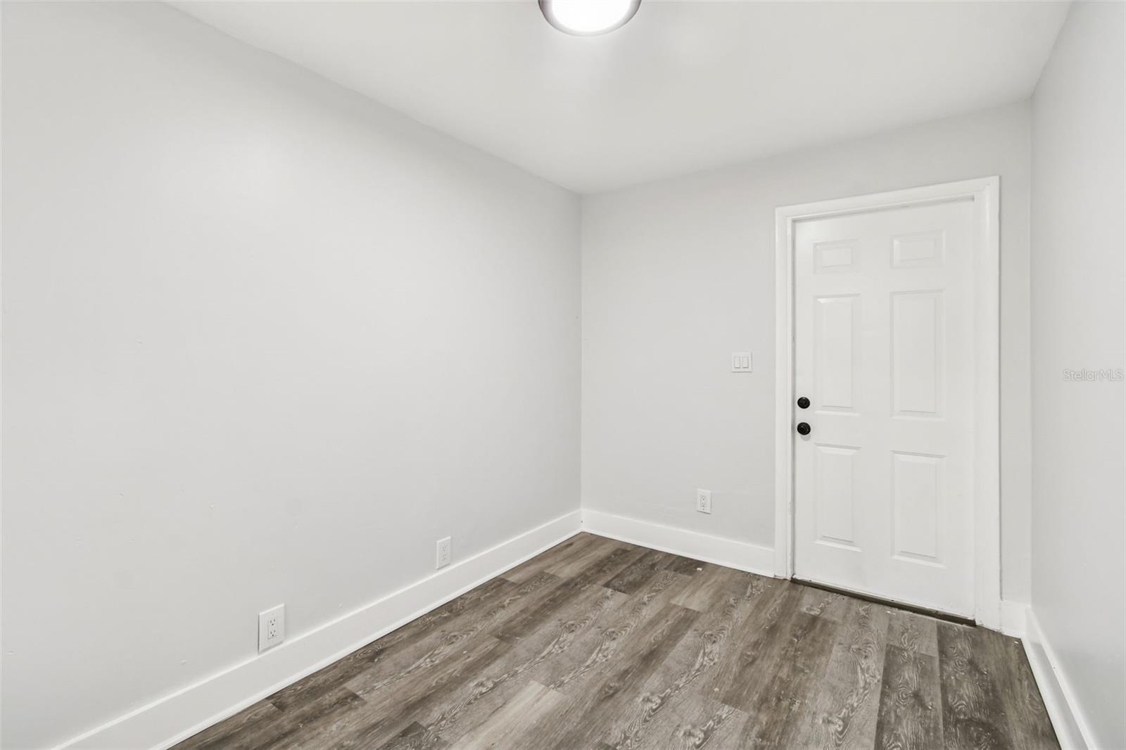 Image 24 of 52 For 1535 Hialeah Street