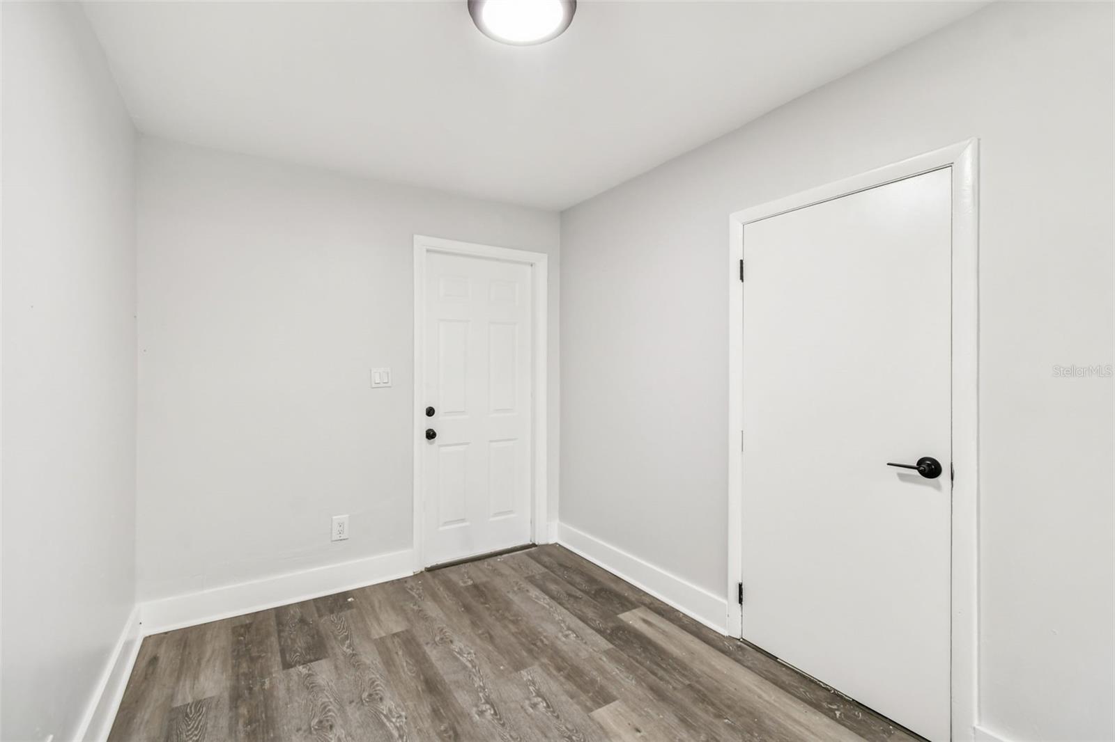 Image 25 of 52 For 1535 Hialeah Street