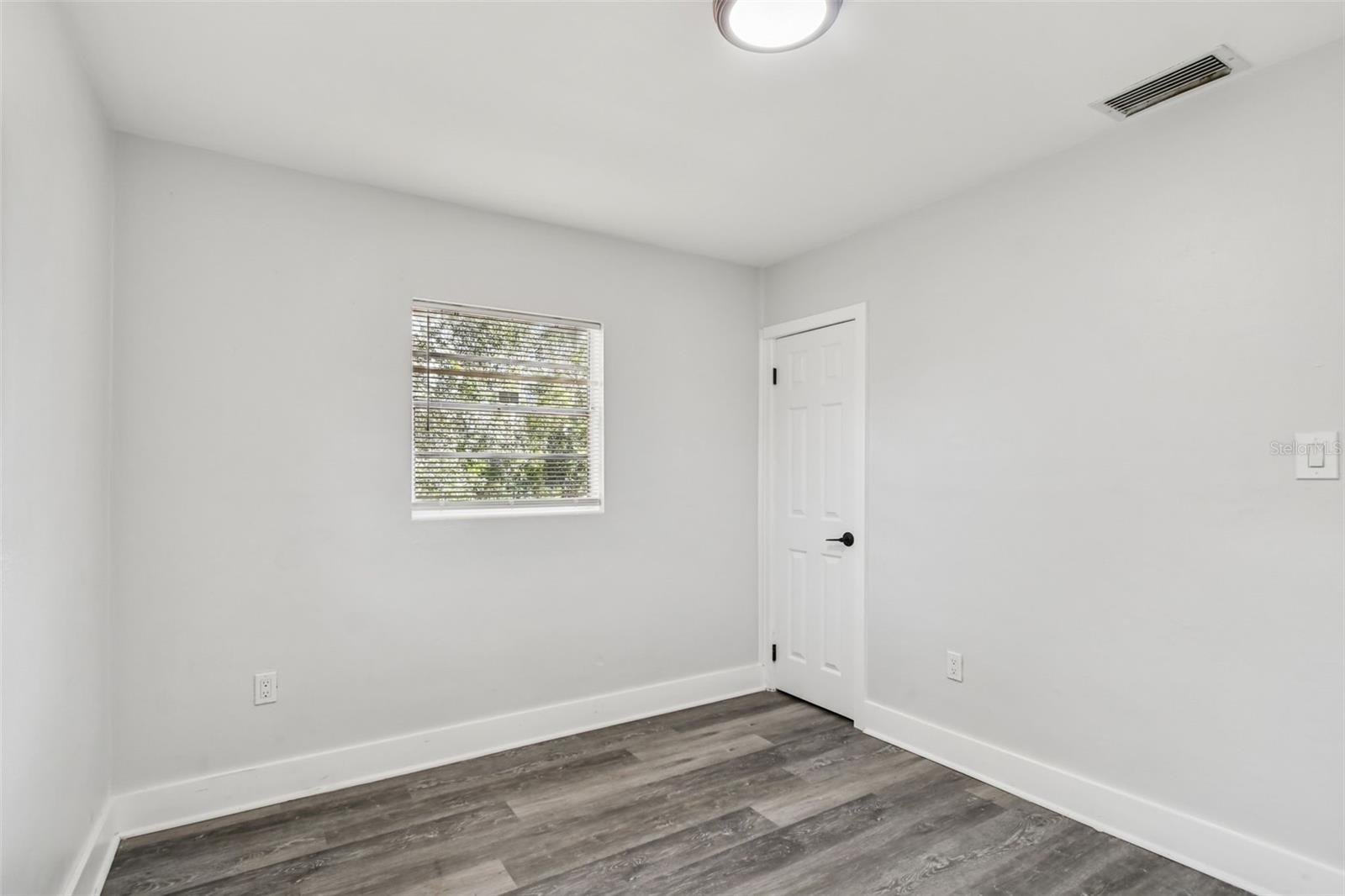 Image 34 of 52 For 1535 Hialeah Street