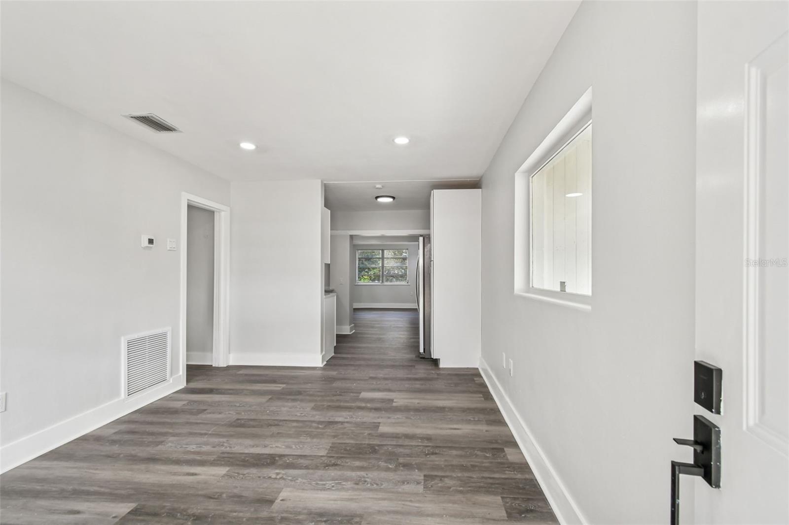 Image 7 of 52 For 1535 Hialeah Street