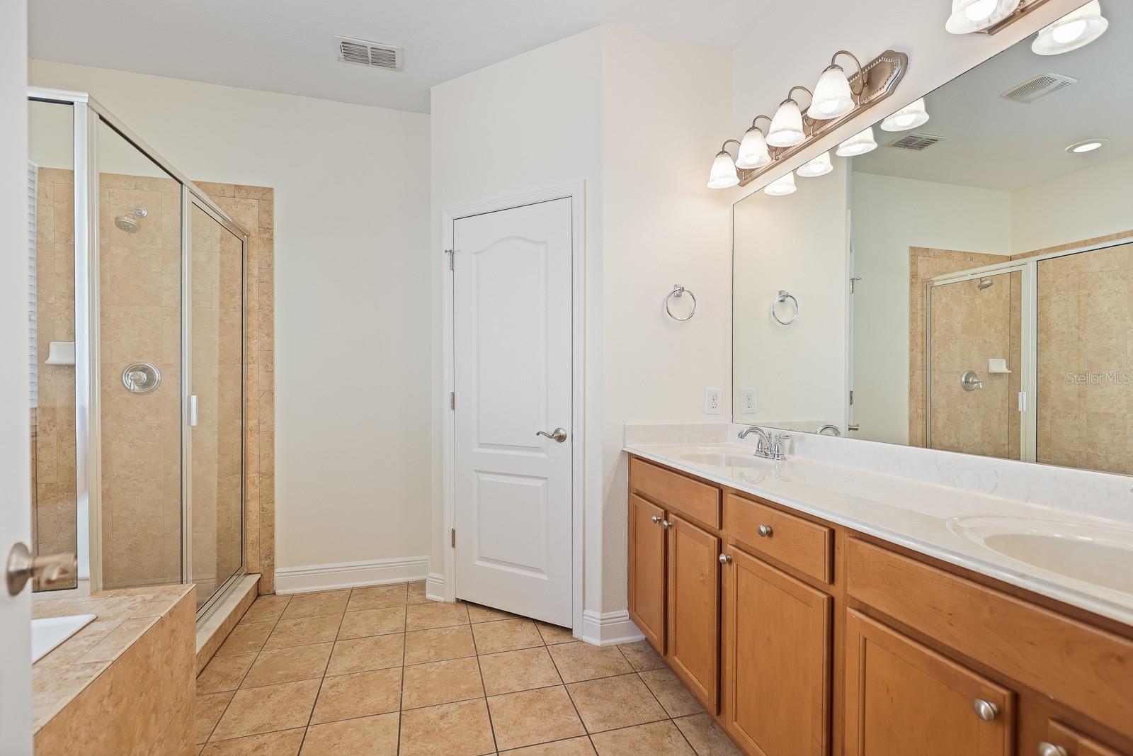 Image 17 of 28 For 7705 Fitzgerald Street