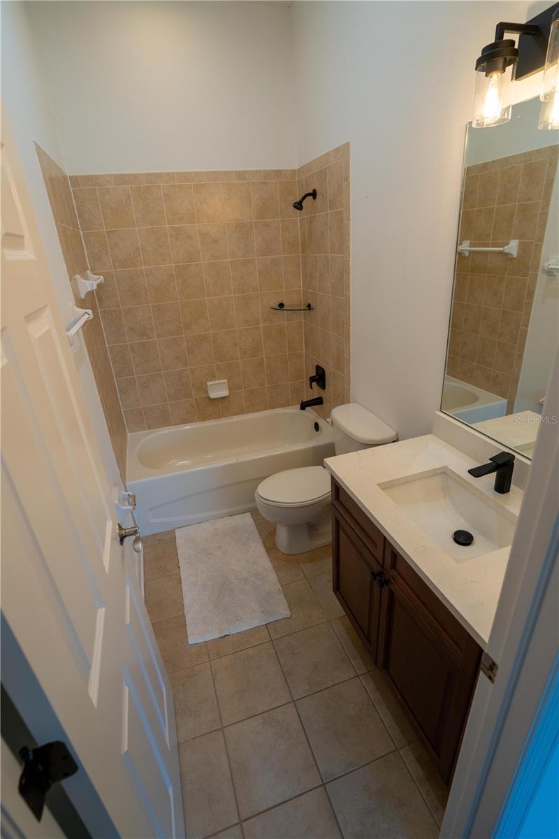 Image 18 of 44 For 4639 Overlook Drive Ne