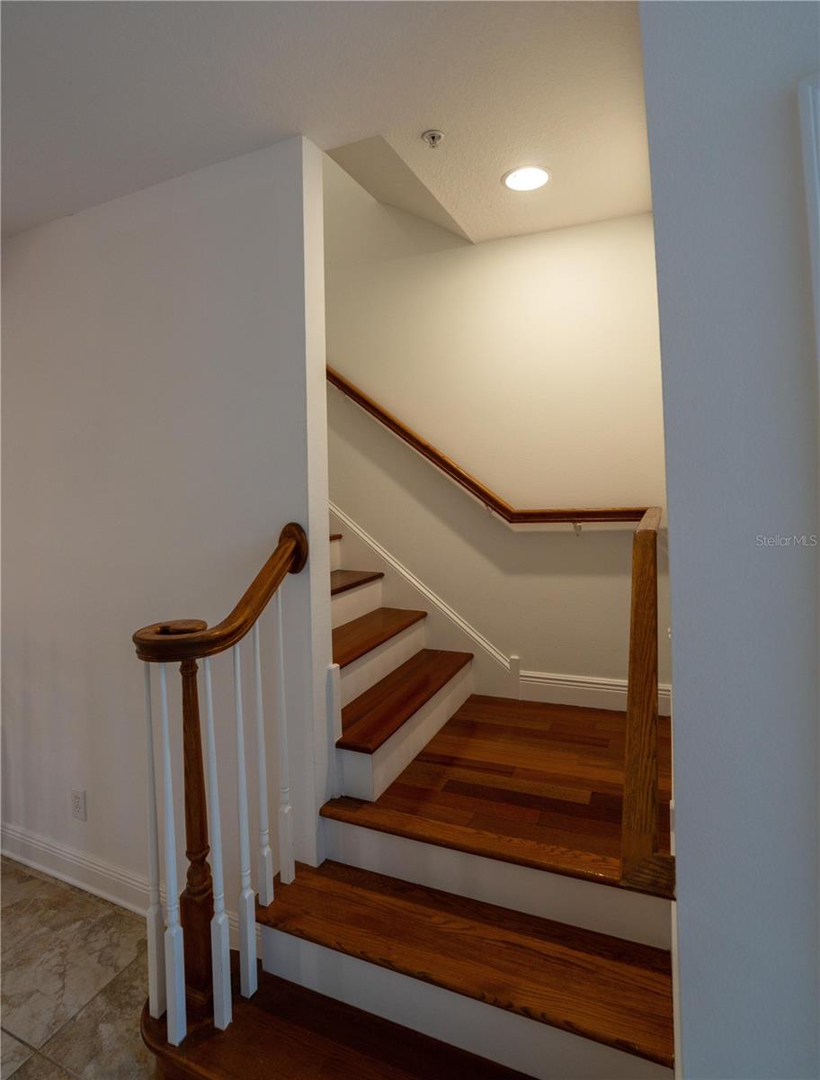 Image 33 of 44 For 4639 Overlook Drive Ne