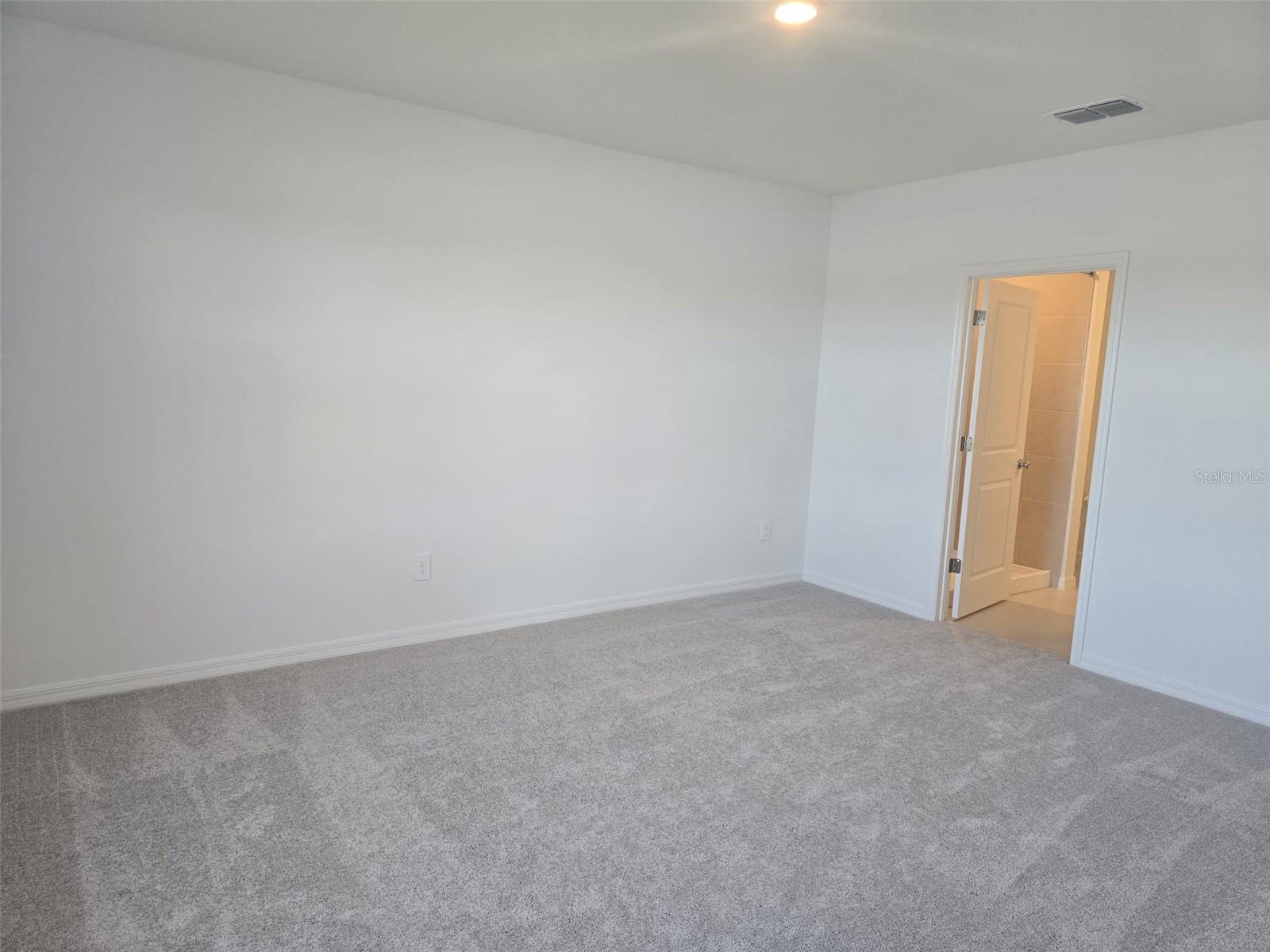 Image 34 of 53 For 11490 Brae Way