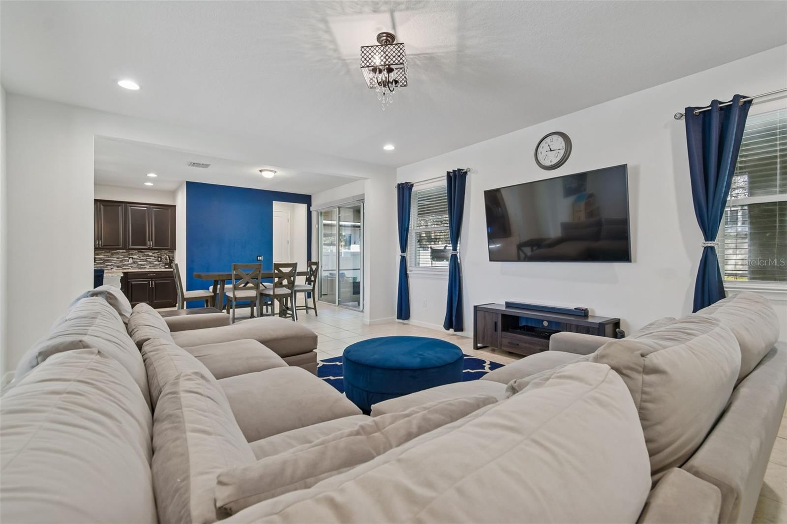 Image 14 of 82 For 2604 Valley Sunset Lane