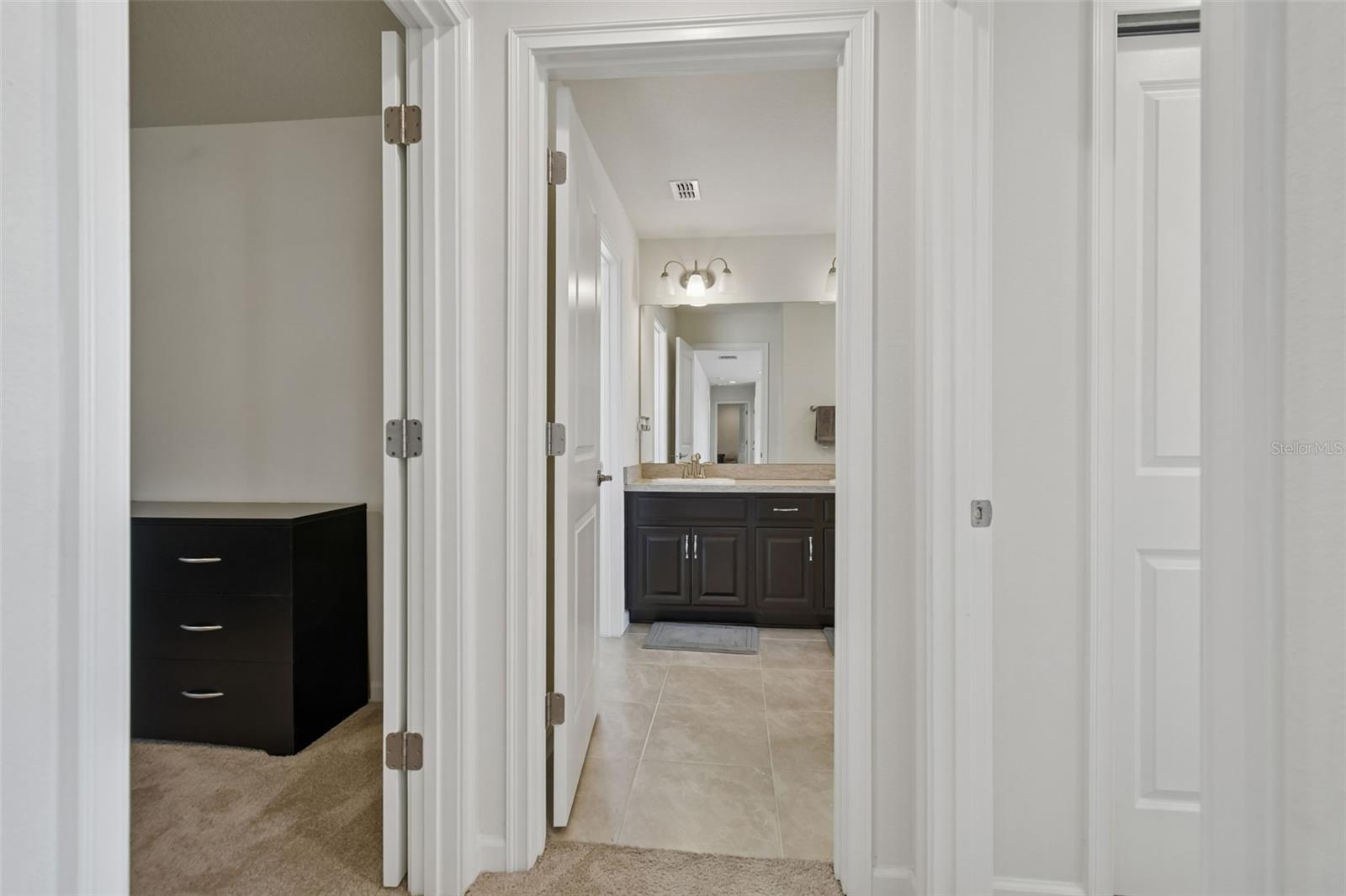 Image 42 of 82 For 2604 Valley Sunset Lane