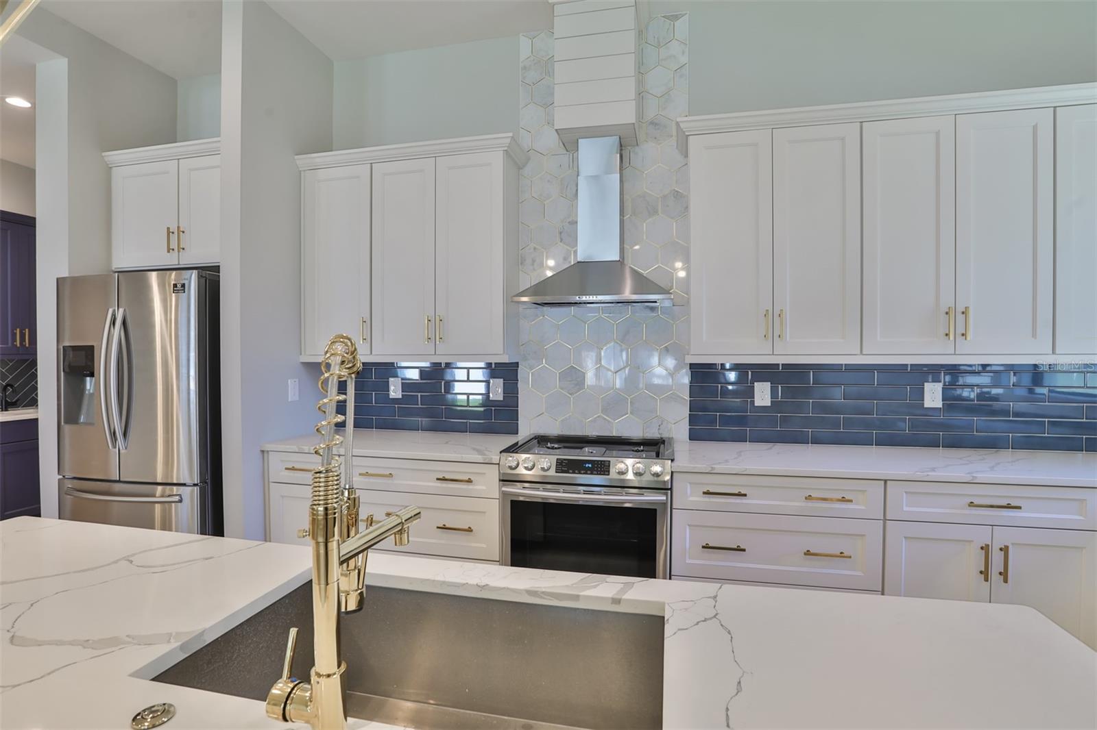 Image 14 of 40 For 6214 Main Avenue