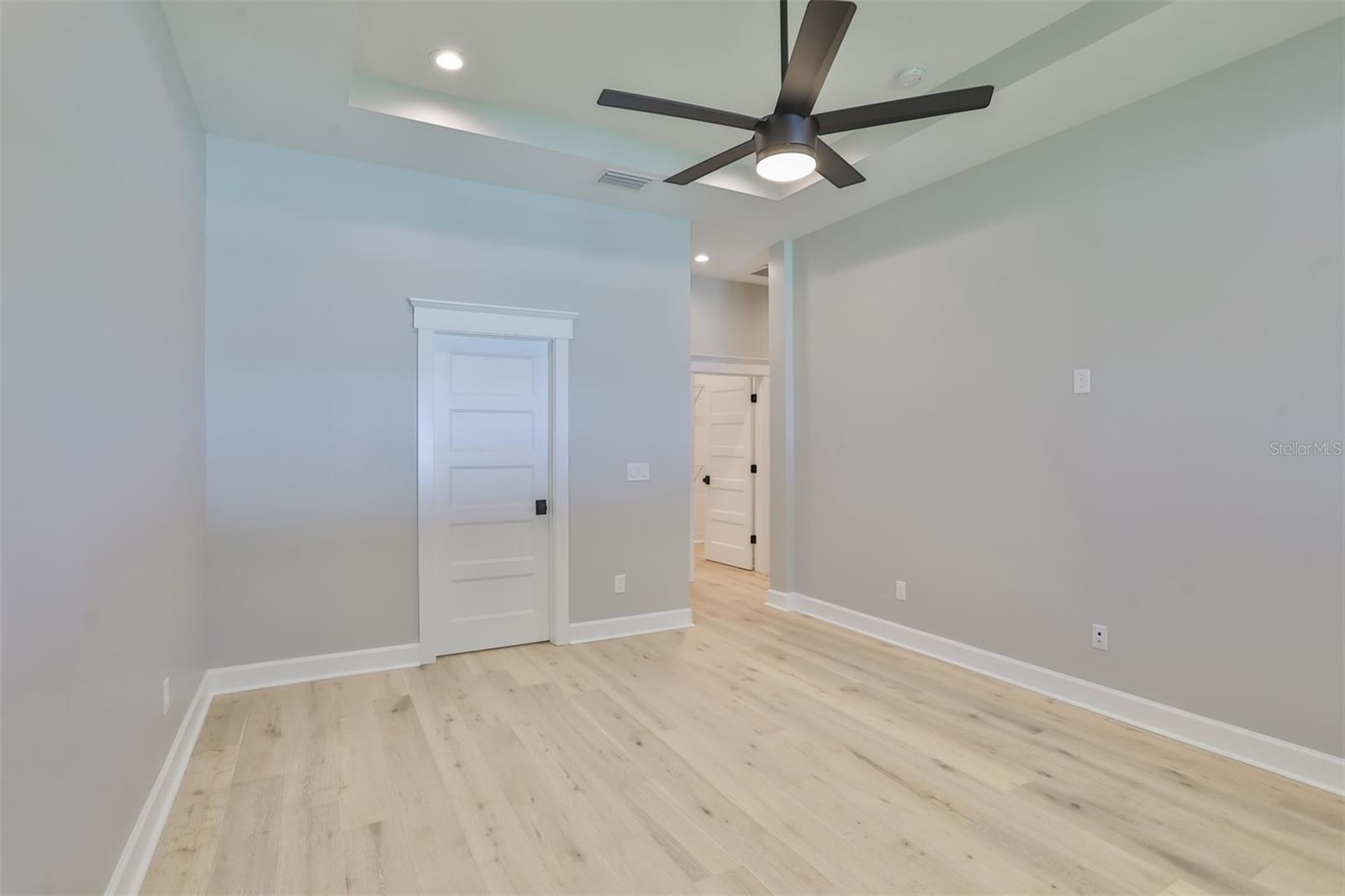 Image 21 of 40 For 6214 Main Avenue