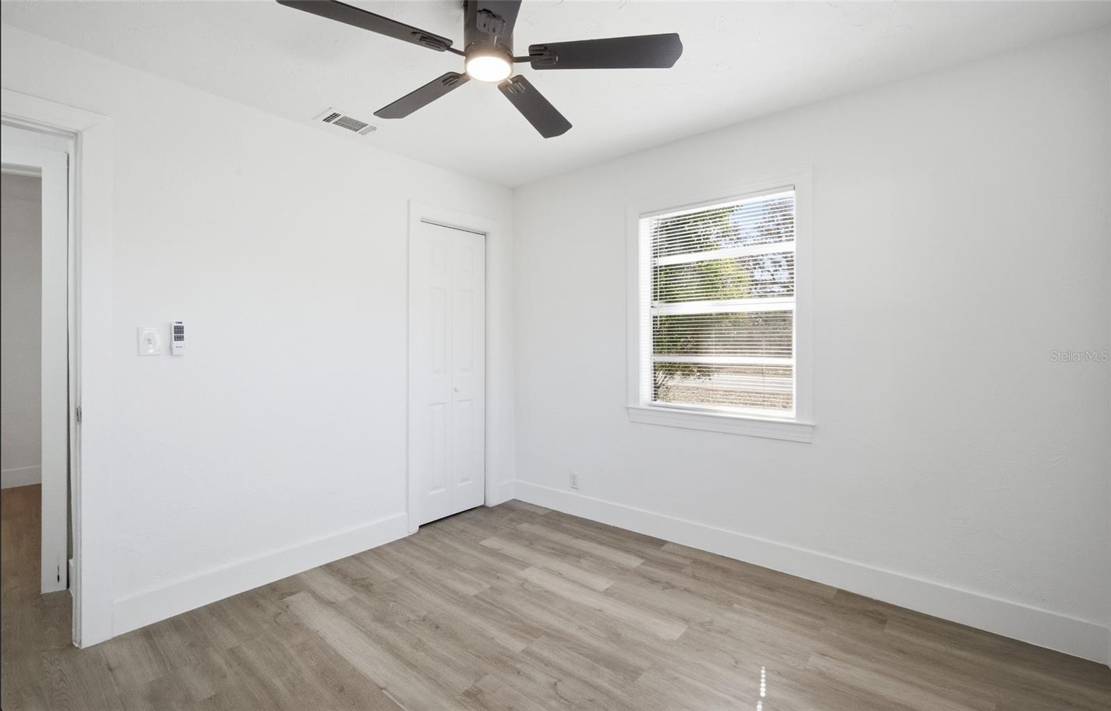 Listing photo id 9 for 10001 20th Street