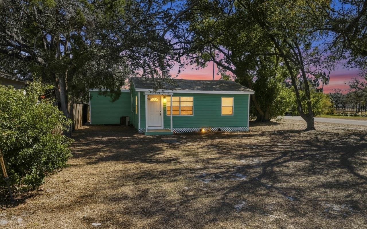 Listing photo id 12 for 10001 20th Street