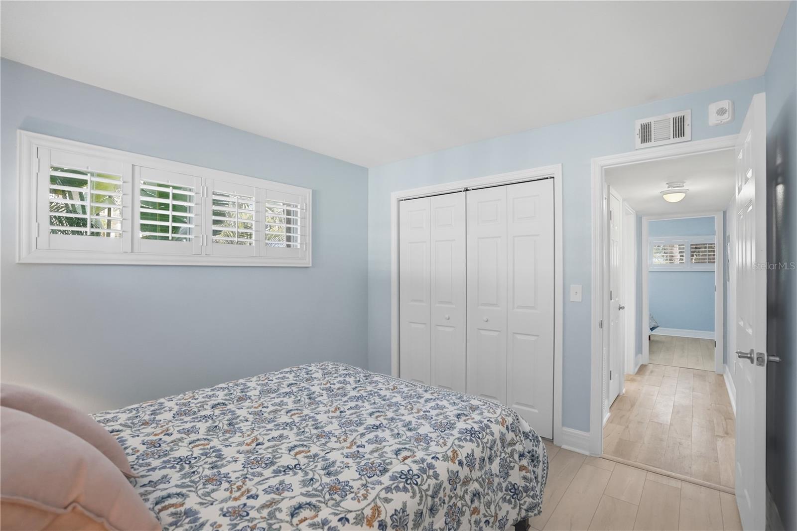 Image 12 of 38 For 2566 Gary Circle 6