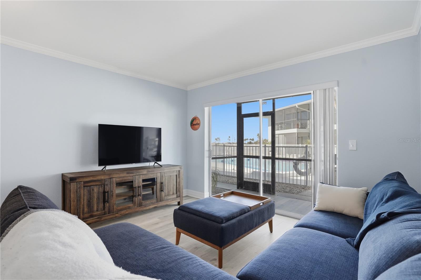 Image 6 of 38 For 2566 Gary Circle 6