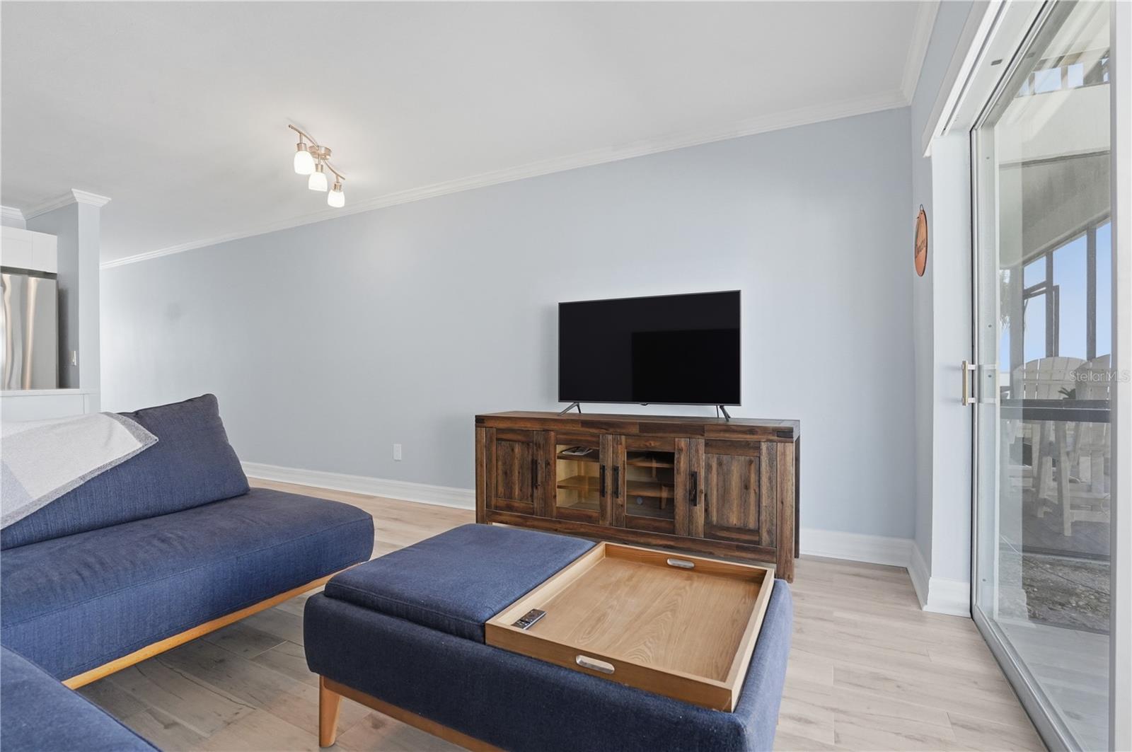 Image 7 of 38 For 2566 Gary Circle 6