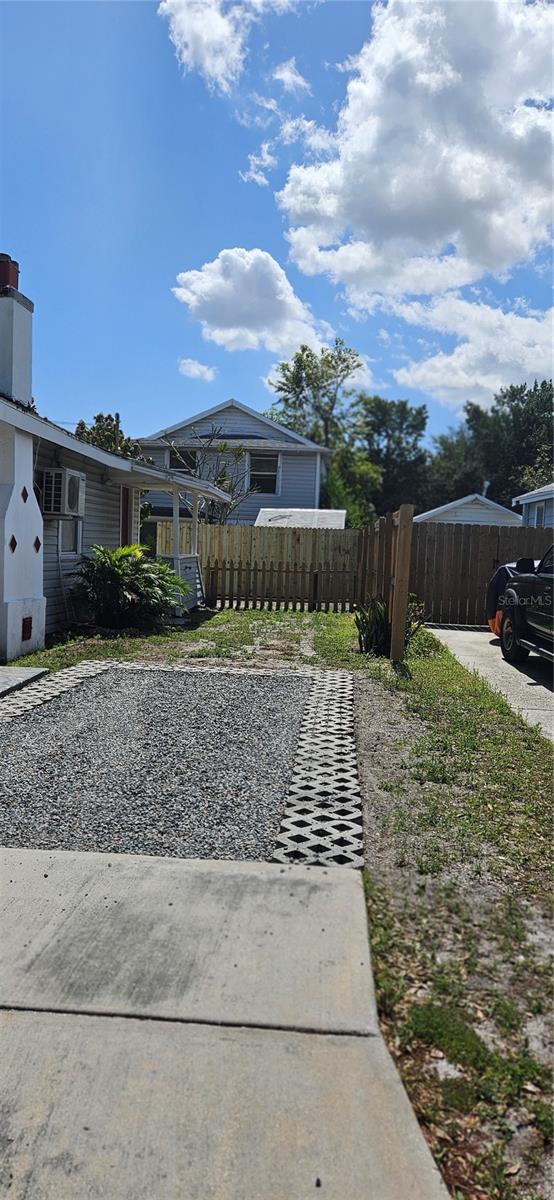 Image 8 of 8 For 1610 27th Avenue N