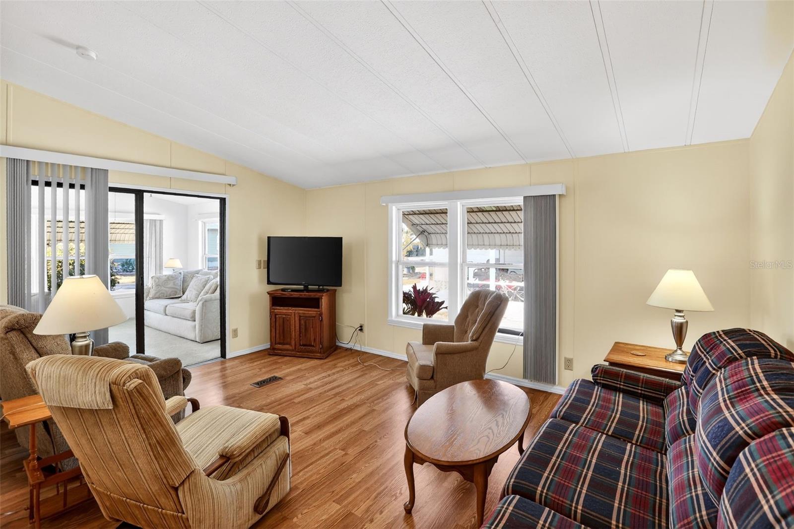 Image 10 of 71 For 855 Iglesia Drive
