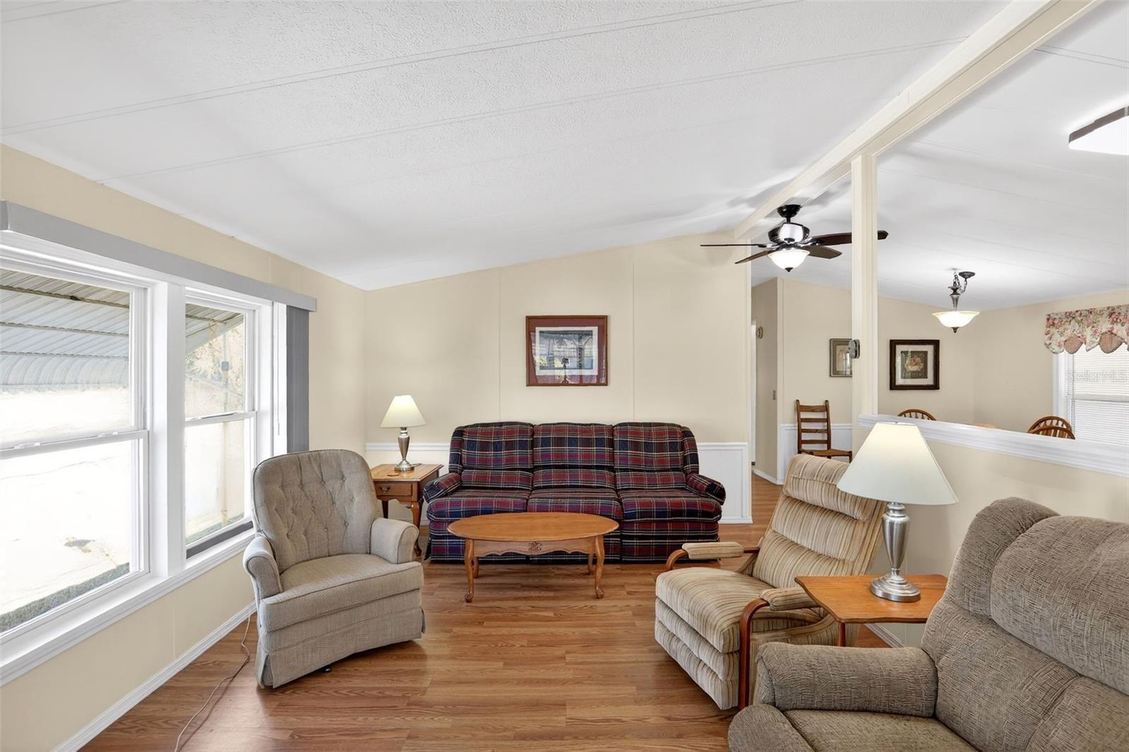 Image 11 of 71 For 855 Iglesia Drive