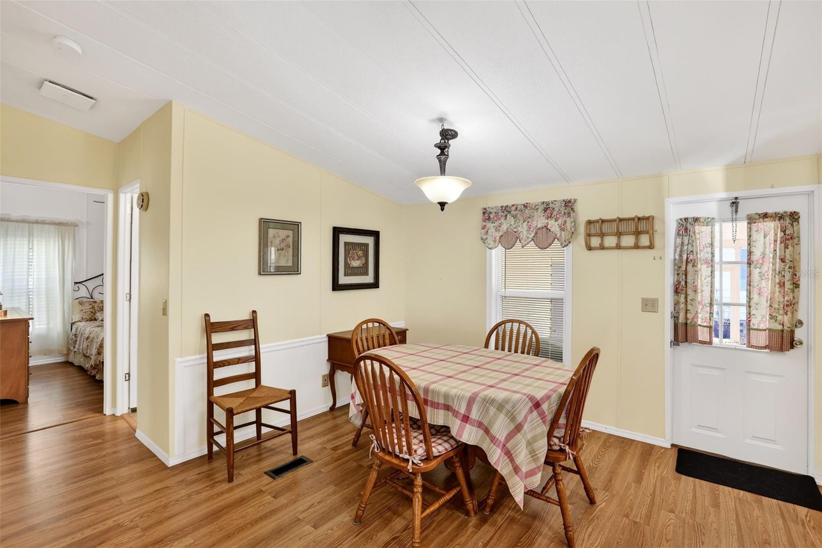 Image 7 of 71 For 855 Iglesia Drive