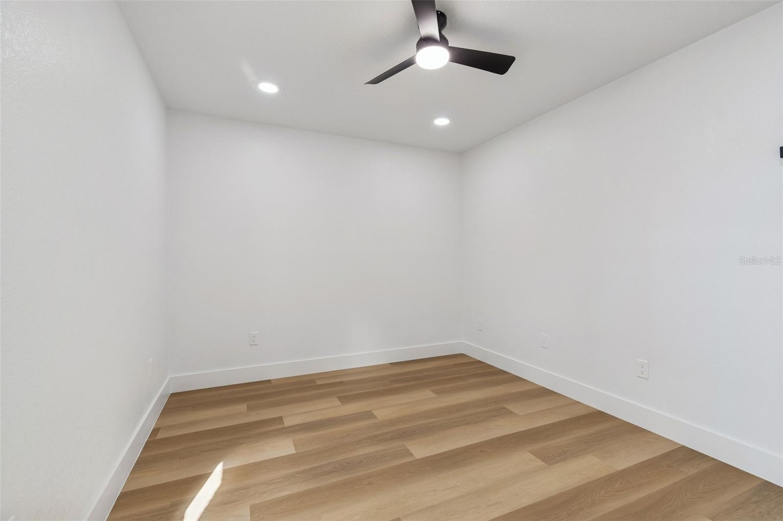 Image 48 of 98 For 8443 Ridgebrook Circle