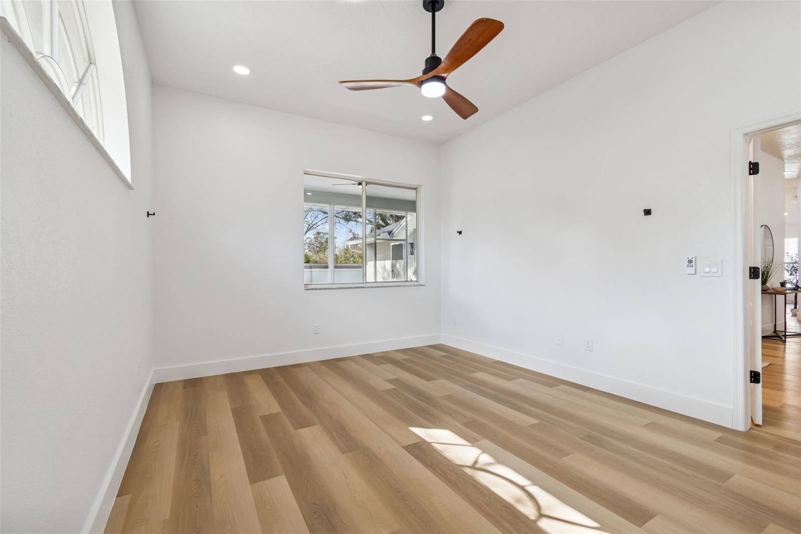 Image 59 of 98 For 8443 Ridgebrook Circle