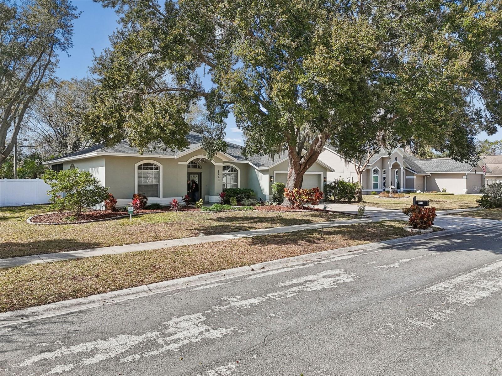 Image 87 of 98 For 8443 Ridgebrook Circle